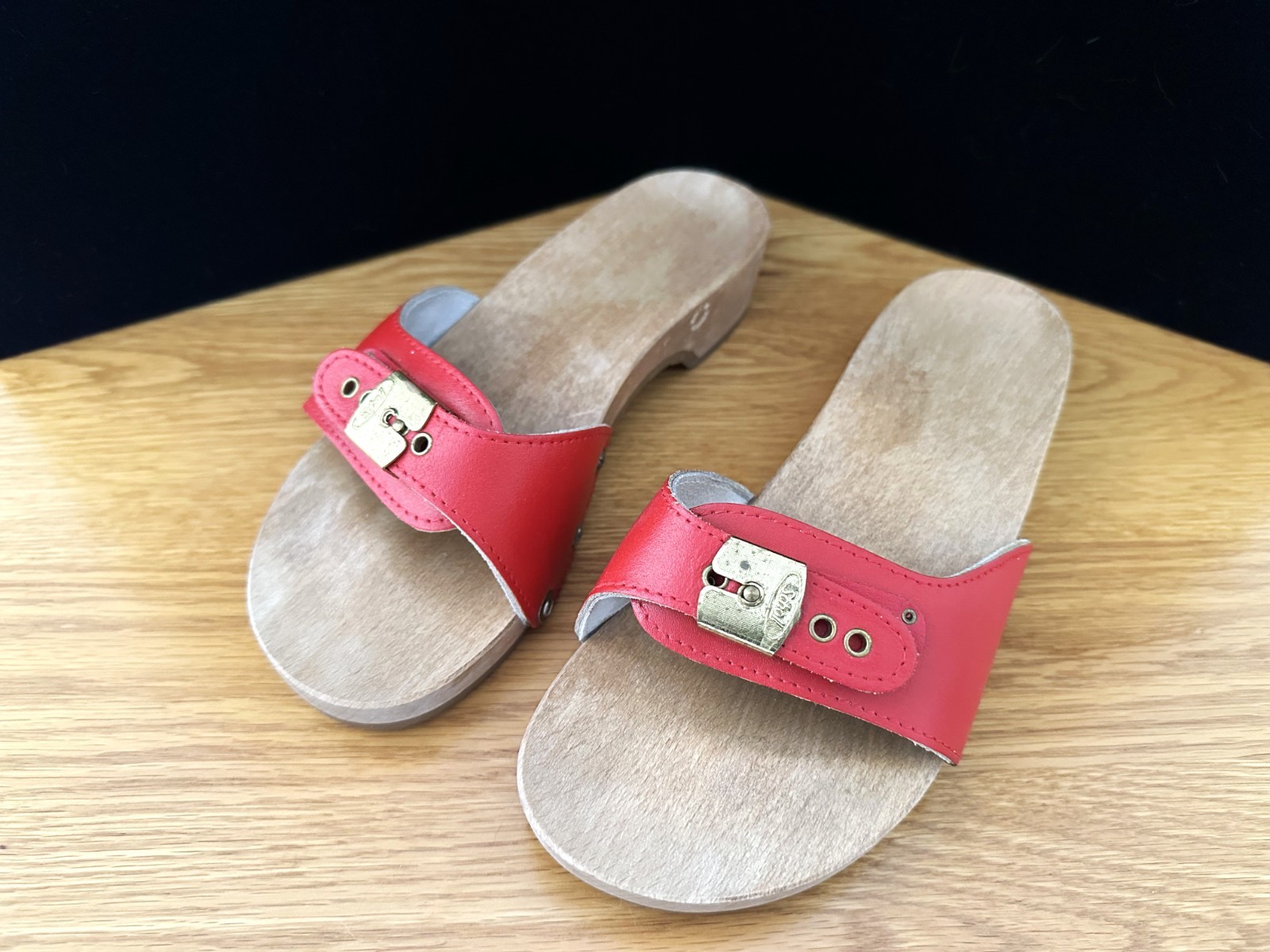 Dr Scholl’s Wood & Leather Exercise Sandals Red Made in Austria Size 7