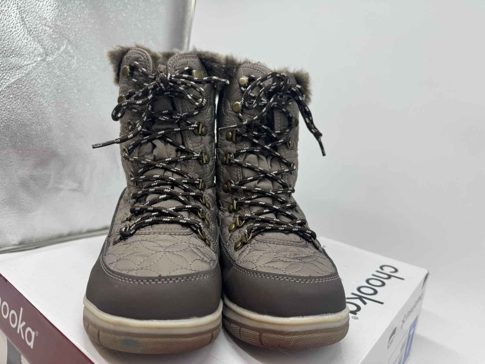 Chooka Insulated Belltown Mid Faux Fur Winter Boots Women’s Taupe Lace Up – 7