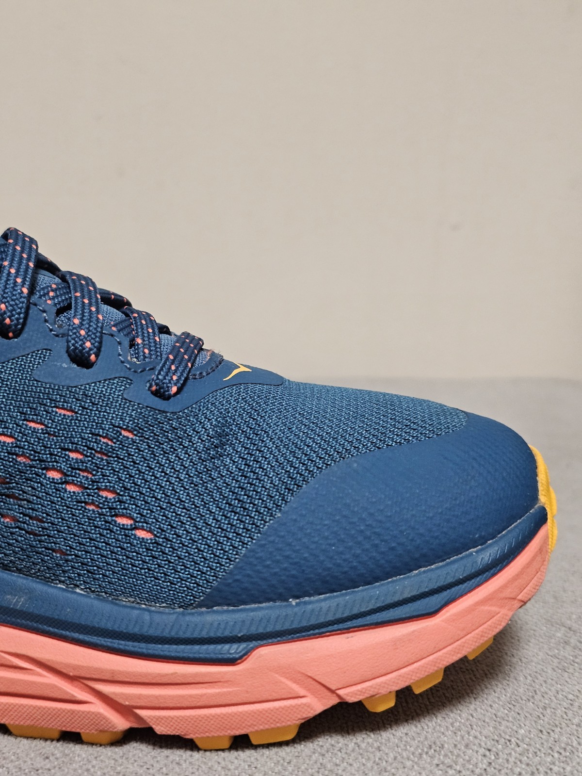 Hoka One One Challenger ATR 6 GTX Blue Coral Trail Shoes Womens Size 6.5 1116878