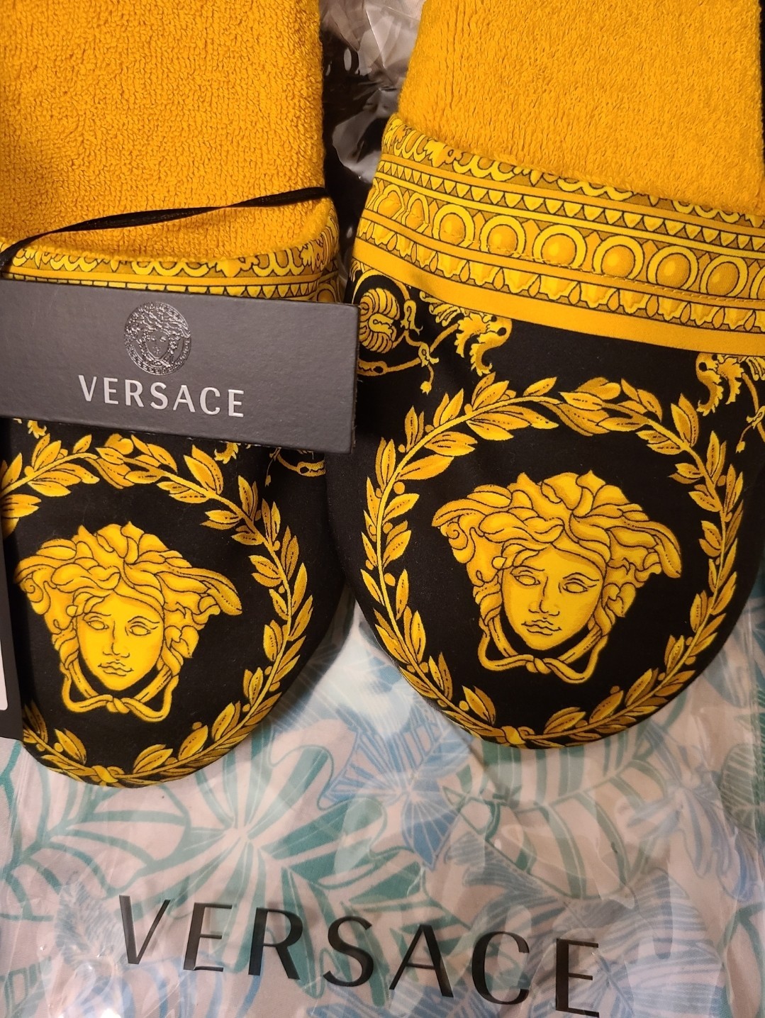 Versace* *AUTHENTIC* Baroque-Print Slide Slippers in Gold/Yellow & Black