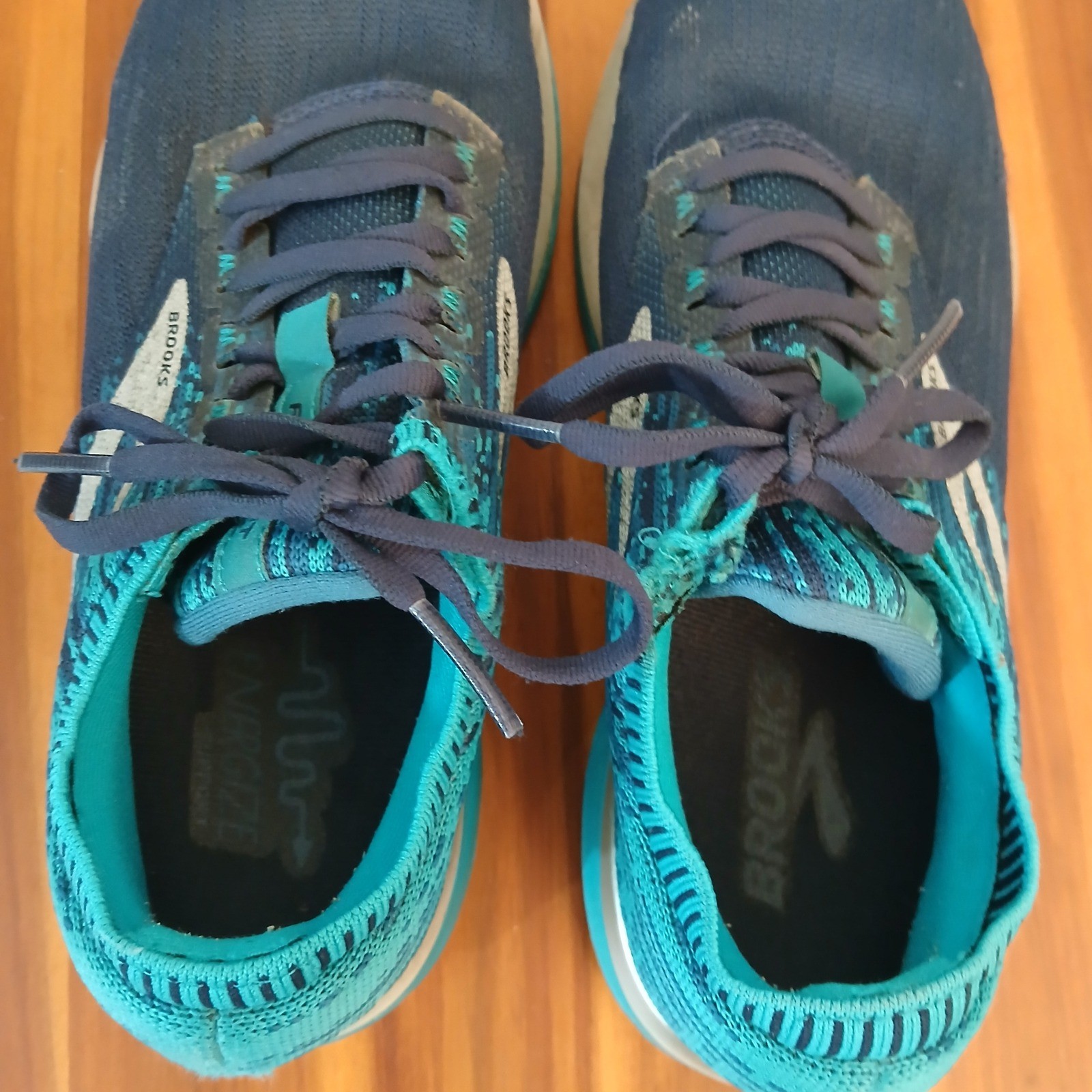 Brooks Ricochet Womens 8.5 Navy Teal Running Shoes Sneakers 1202821B482
