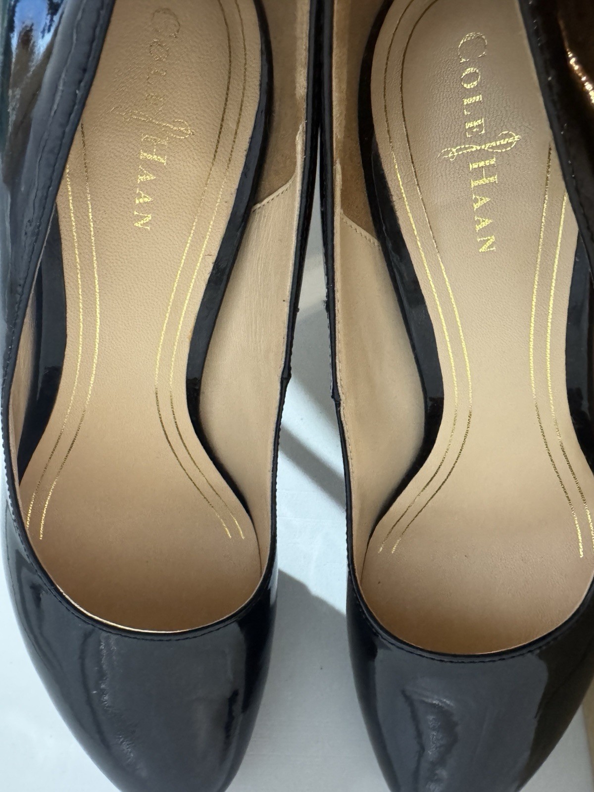 Cole Haan NikeAir Chelsea Pump Womens 7B Black Patent Leather D38242
