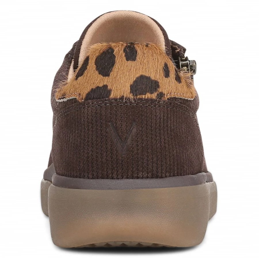 VIONIC Women City Walk AXS Sneaker, Chocolate Ganache Ribbed Suede (NEW)