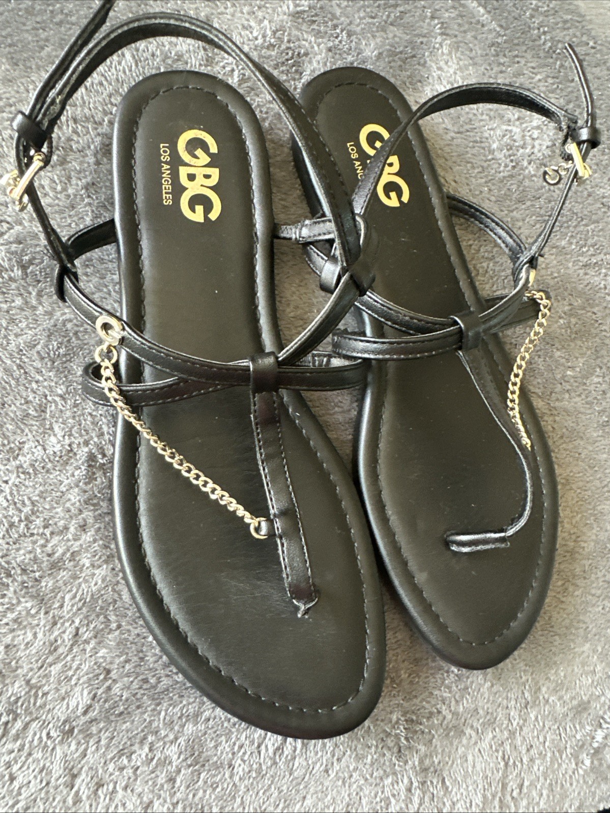 Women’s 7.5 Black GBG Los Angeles Sandals