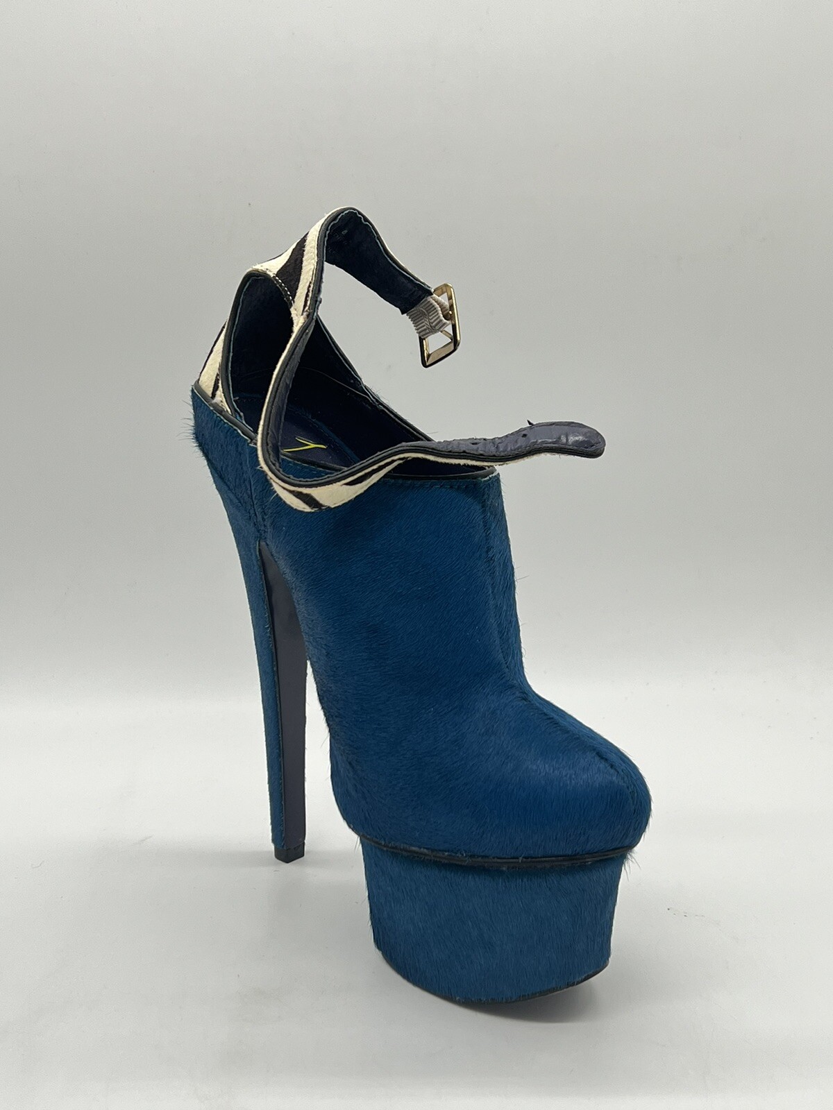 London Trash «Wynne» Teal 6.5″ Stiletto 2″ Platform Ankle Strap