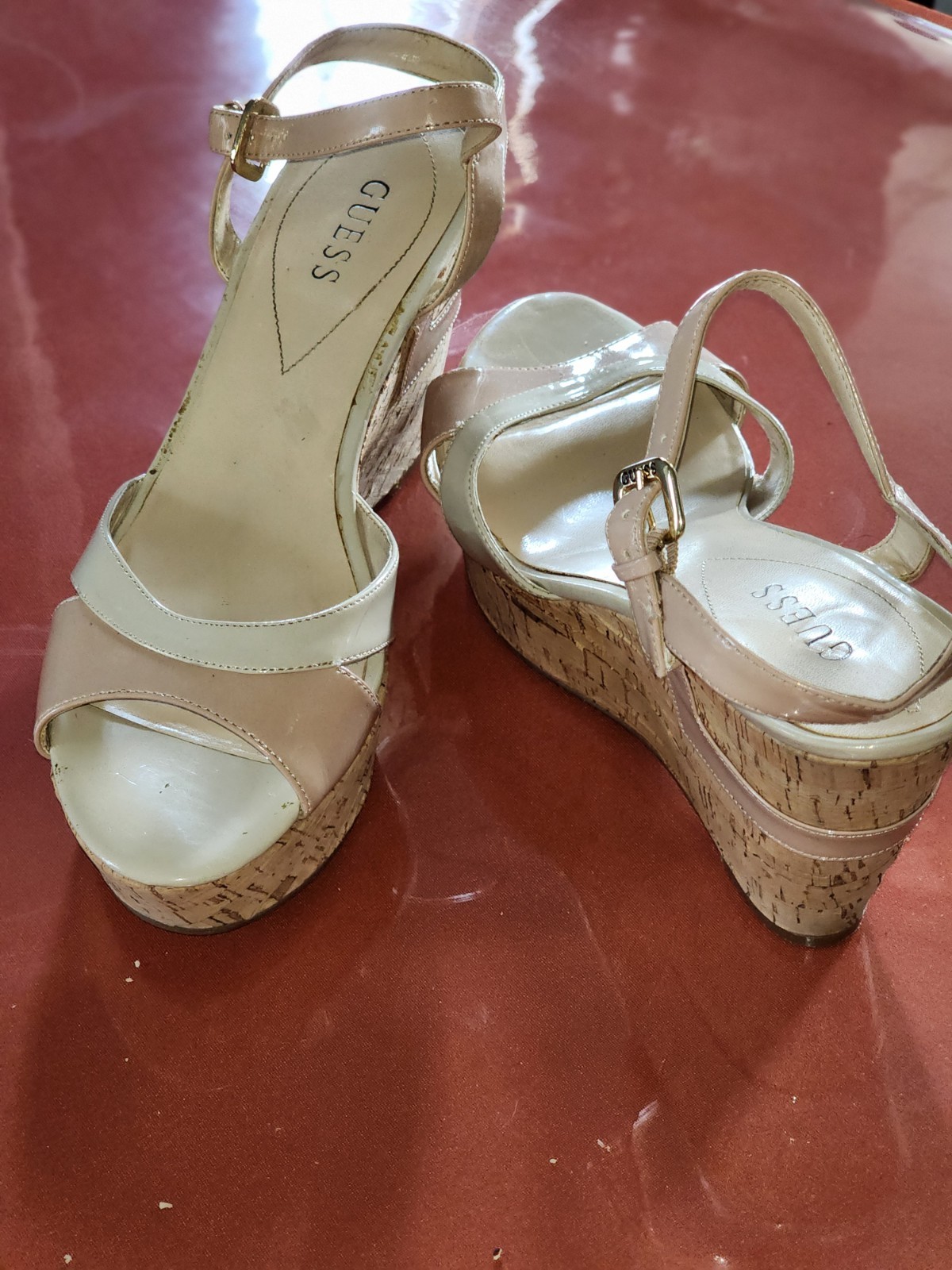 Size 11 Guess Blush And Tan Patent Leather 4 Inch Wedge Sandal