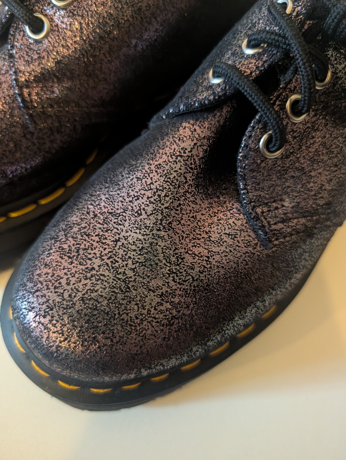 Dr. Martens 1461 Women’s Black Metallic Leather Fur Lined Oxfords Lace-Up US 7