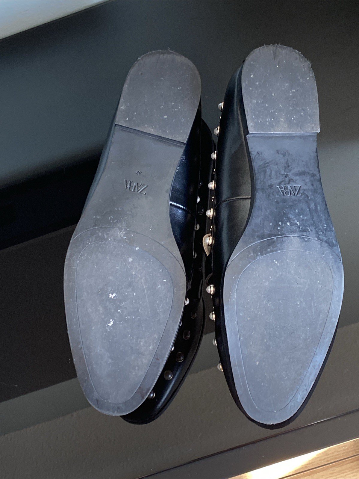 ZARA STUDDED PEARL LOAFERS FLATS LOAFERS SIZE 38 US 7 EUC