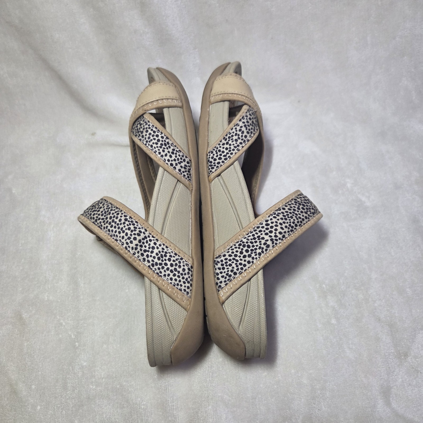 Baretraps Womans Deserae Slide Sandal Deserae Slide Sandal Arch support Size 9.5