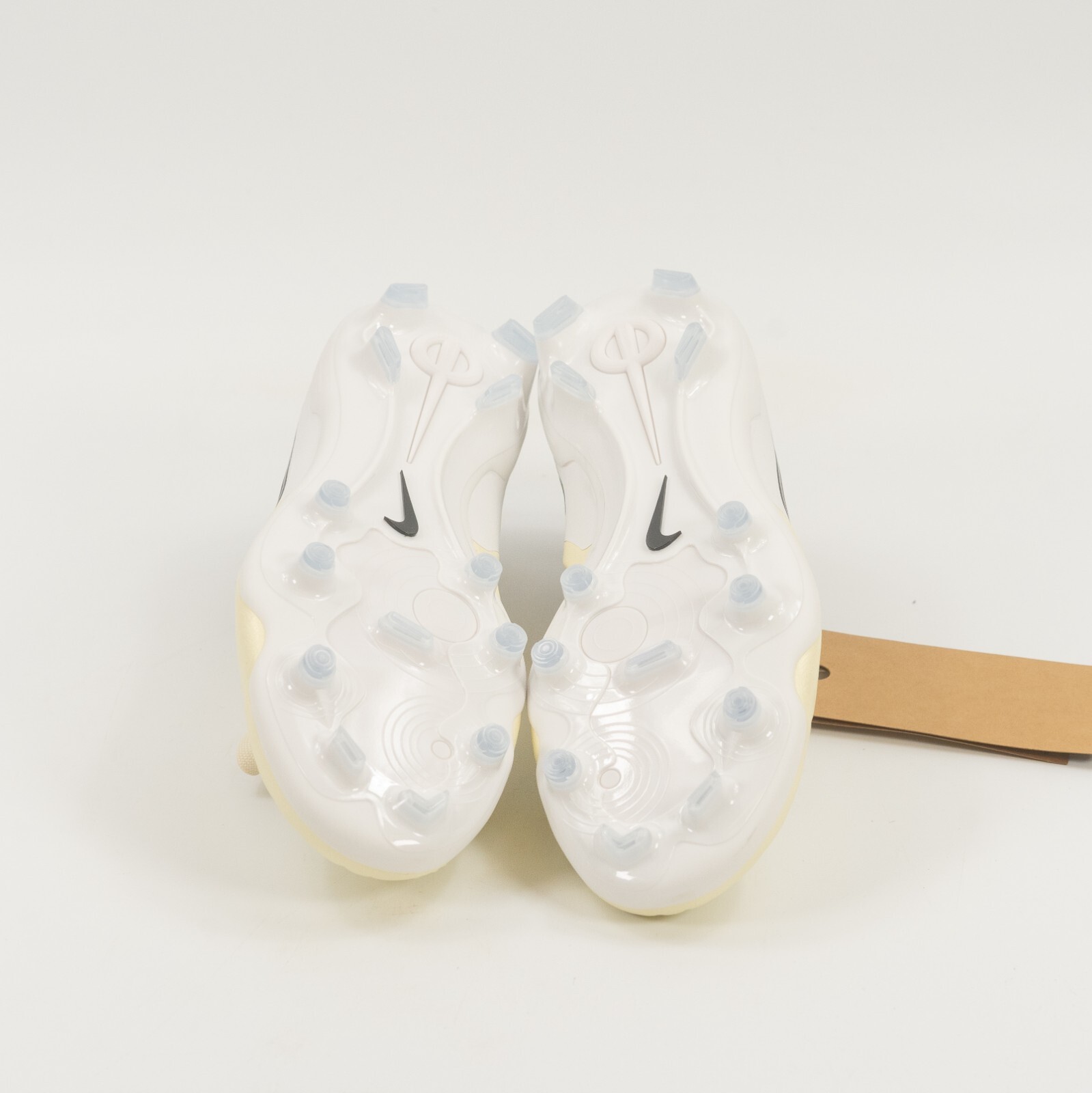 Nike Tiempo Legend 10 Pro FG DV4333-700 Soccer Cleats size 5.5 Men’s / 7 Women’s