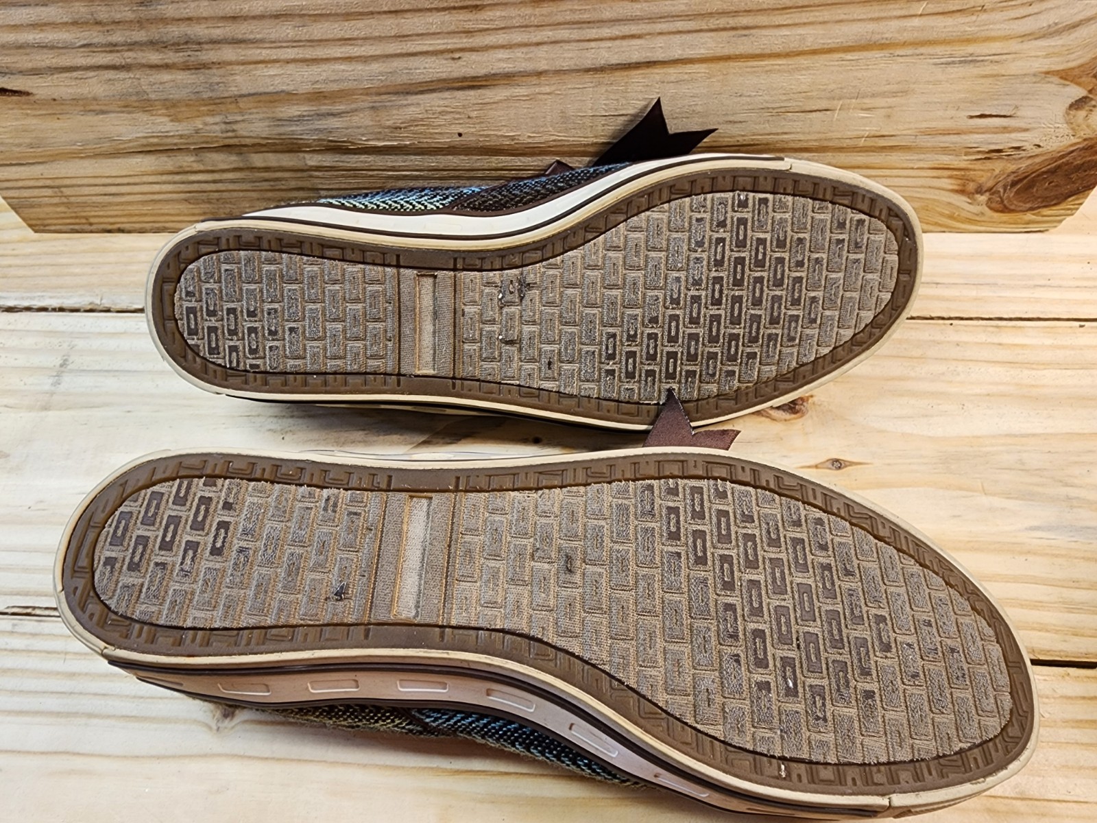 Michelle K Womens Size 10 Slip On Colorful Herringbone Shoes