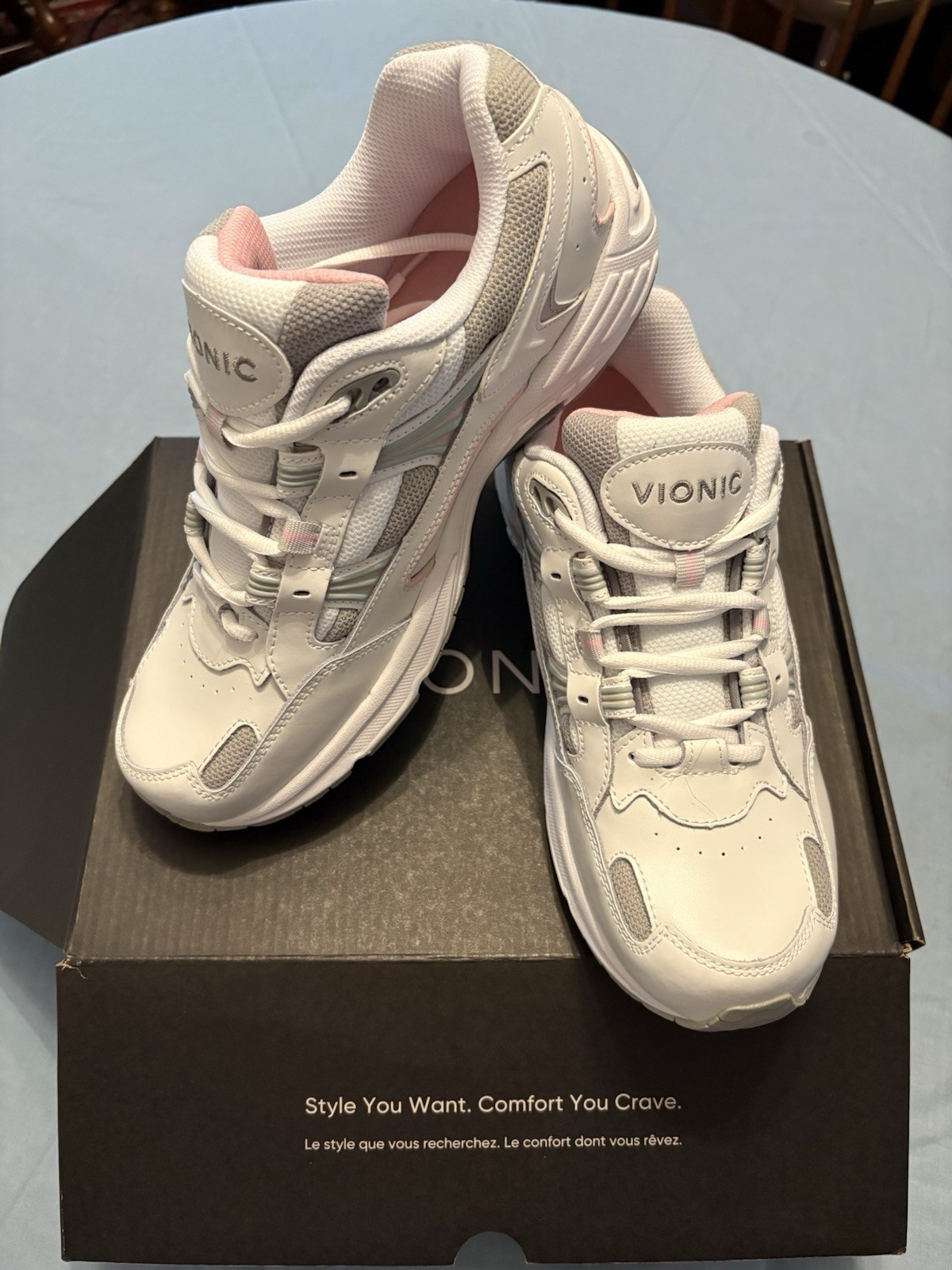 Vionic Women’s 23 Walk Pink Leather Sz 10
