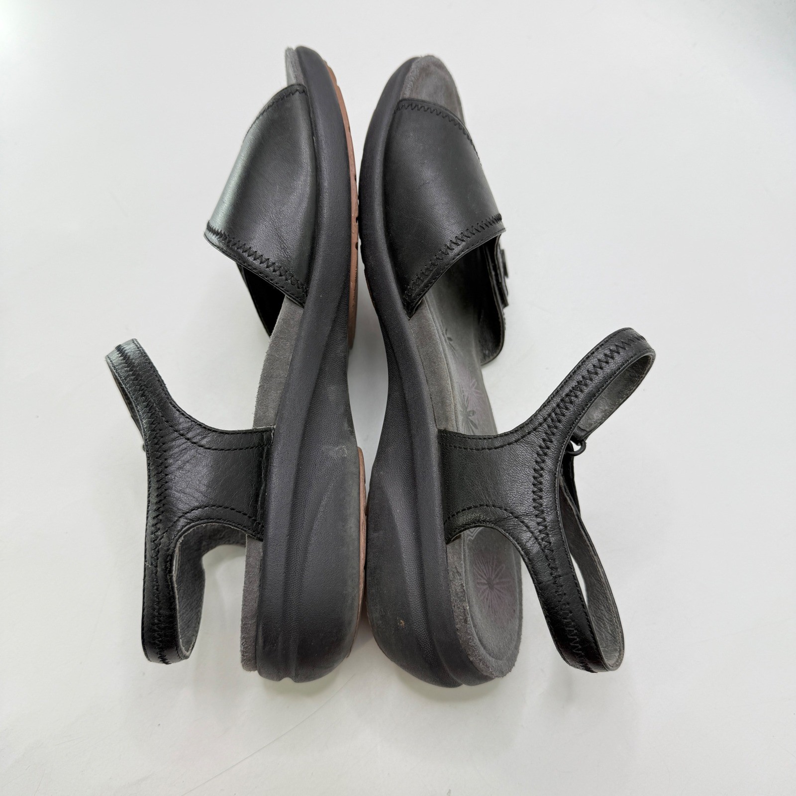 Dansko Black Leather Comfort Wedge Strap Sandals Women Size 41 EU