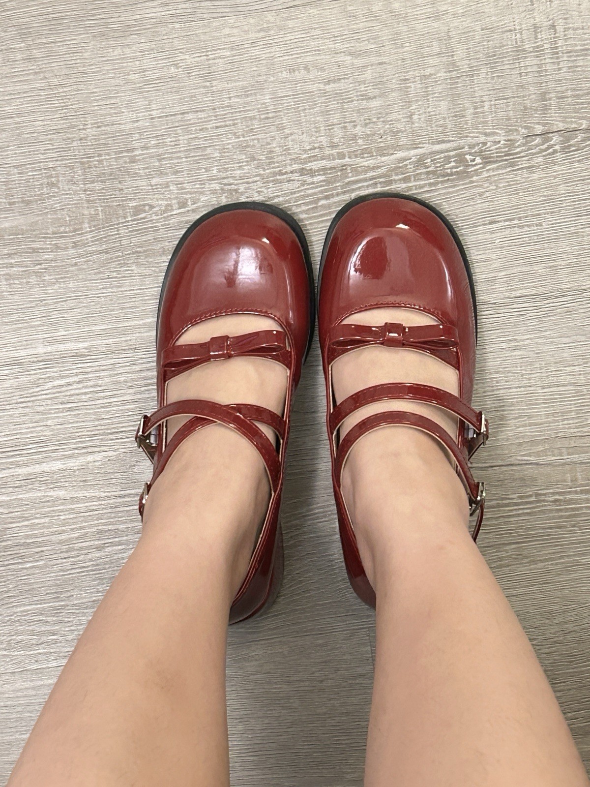 Mary janes burgundy red shiny leather chunky platform round toe