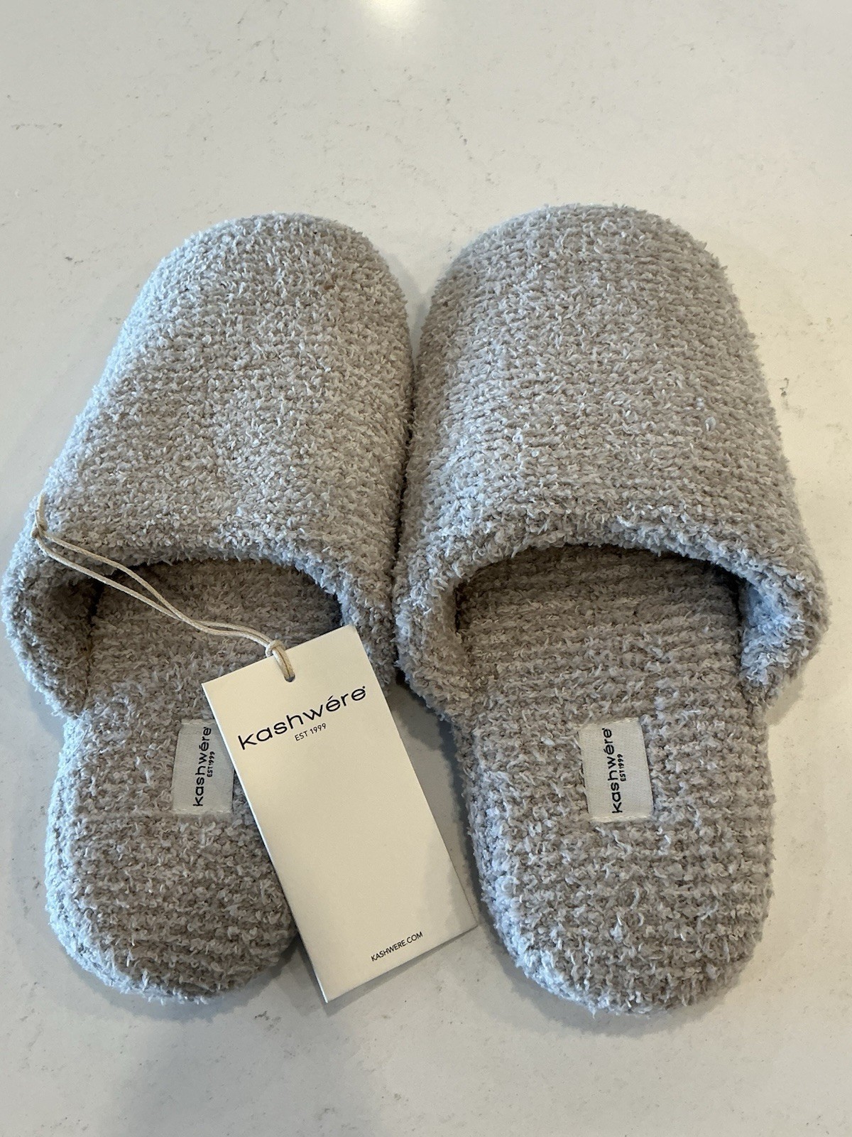 KASHWERE Grey/White Slide Slippers. Adult S/M. 11” Long. Orig. $78. NEW.