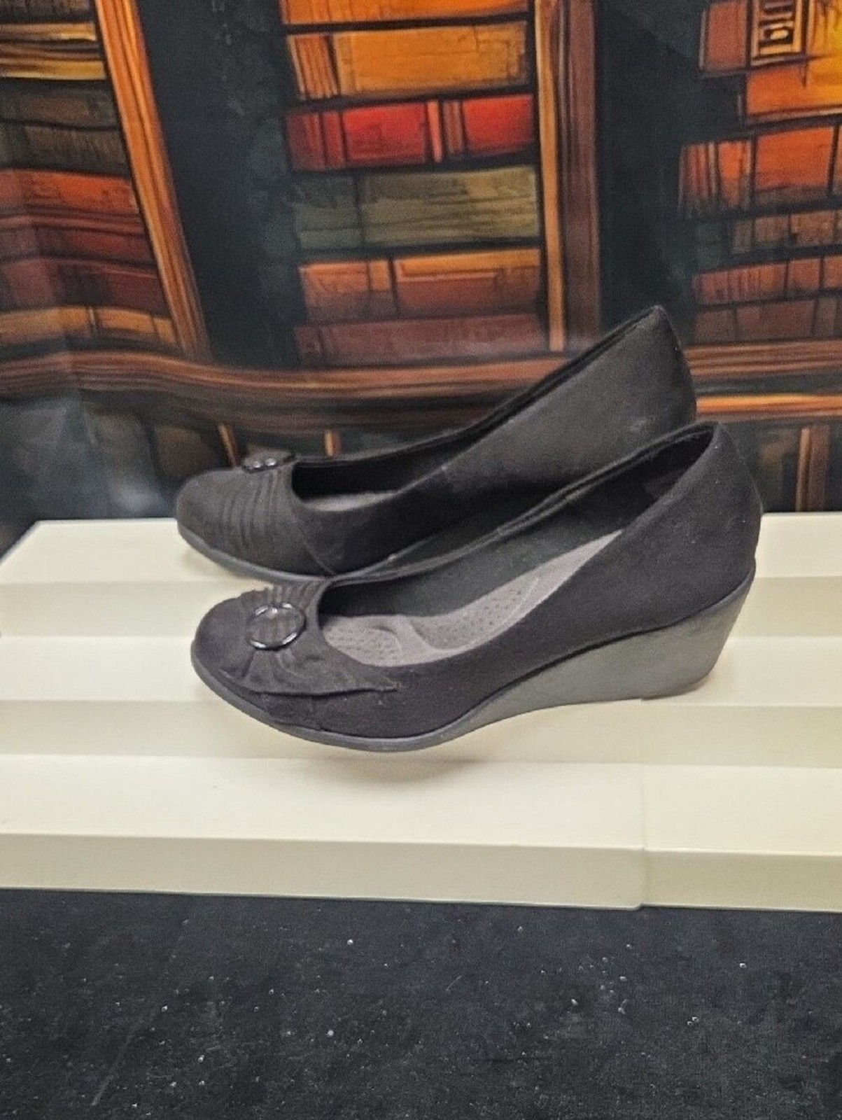 dexflex comfort Black Slip-On Ballet Flats with Decorative Ring