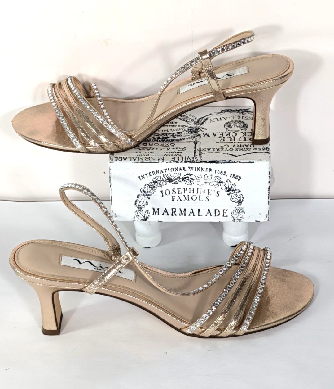 Nina New York Gerri Sandals 8M Gold Rhinstone Strappy Slingback Evening Sandals