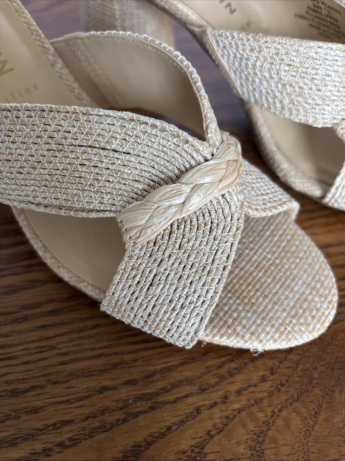 Anne Klein Women’s Size 7 1/2 Atlas Dress Sandals Raffia-Style 2.75 Inch Heels