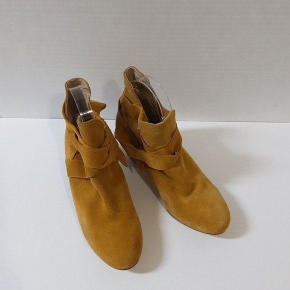 Diba women block ankle boots leather suede 7.5us boho casual mustard Festival