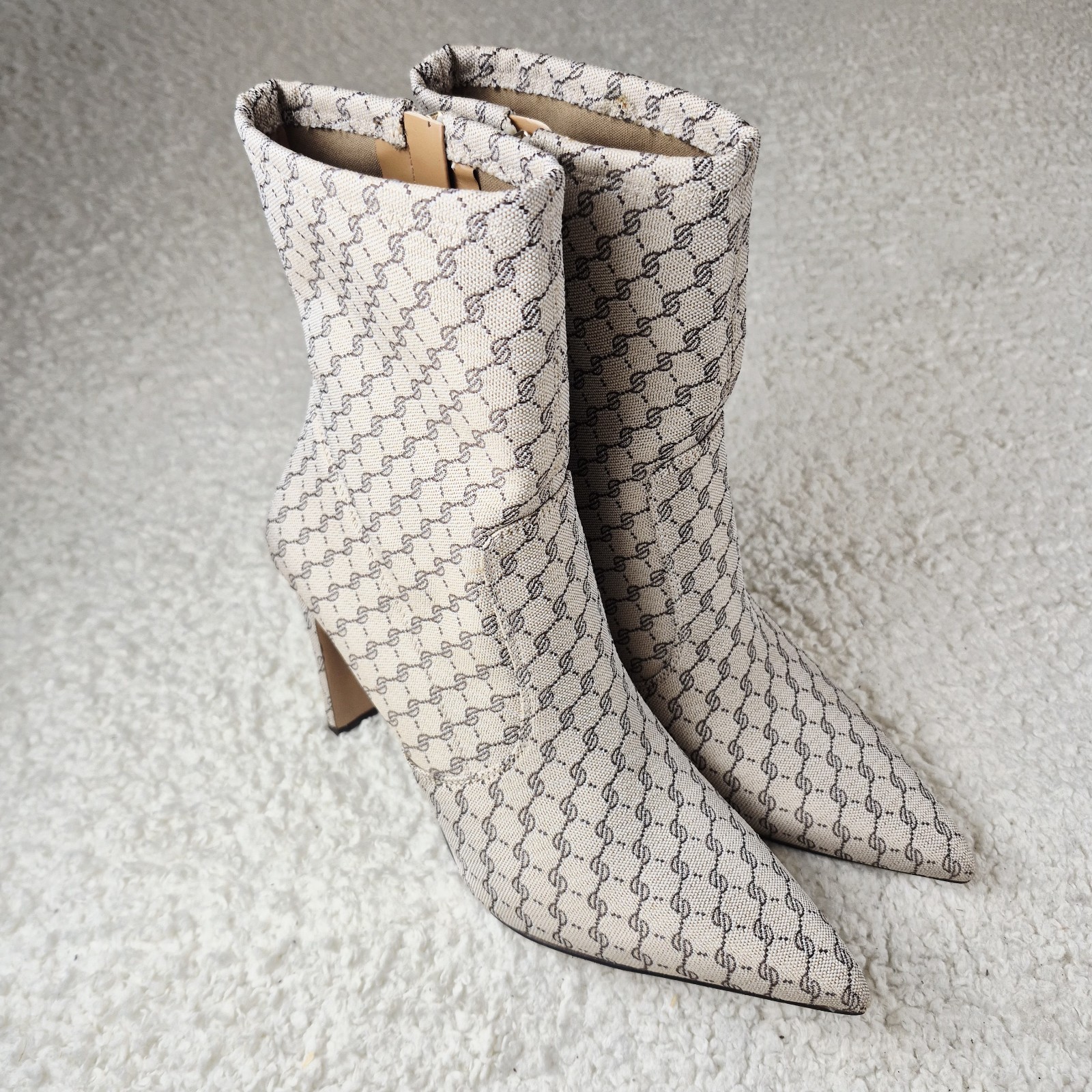 Franco Sarto L-Avana Monogram Ankle Boot 7.5 Pointed Toe Block Heal Beige Canvas