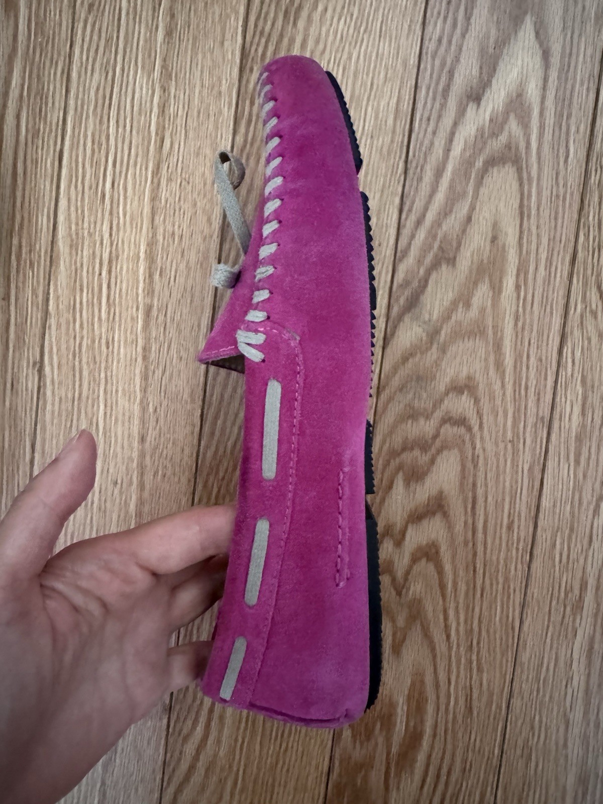 Vera Wang Fuschia Pink Shoes 8.5M Dorian Loafers No Box Great Condition