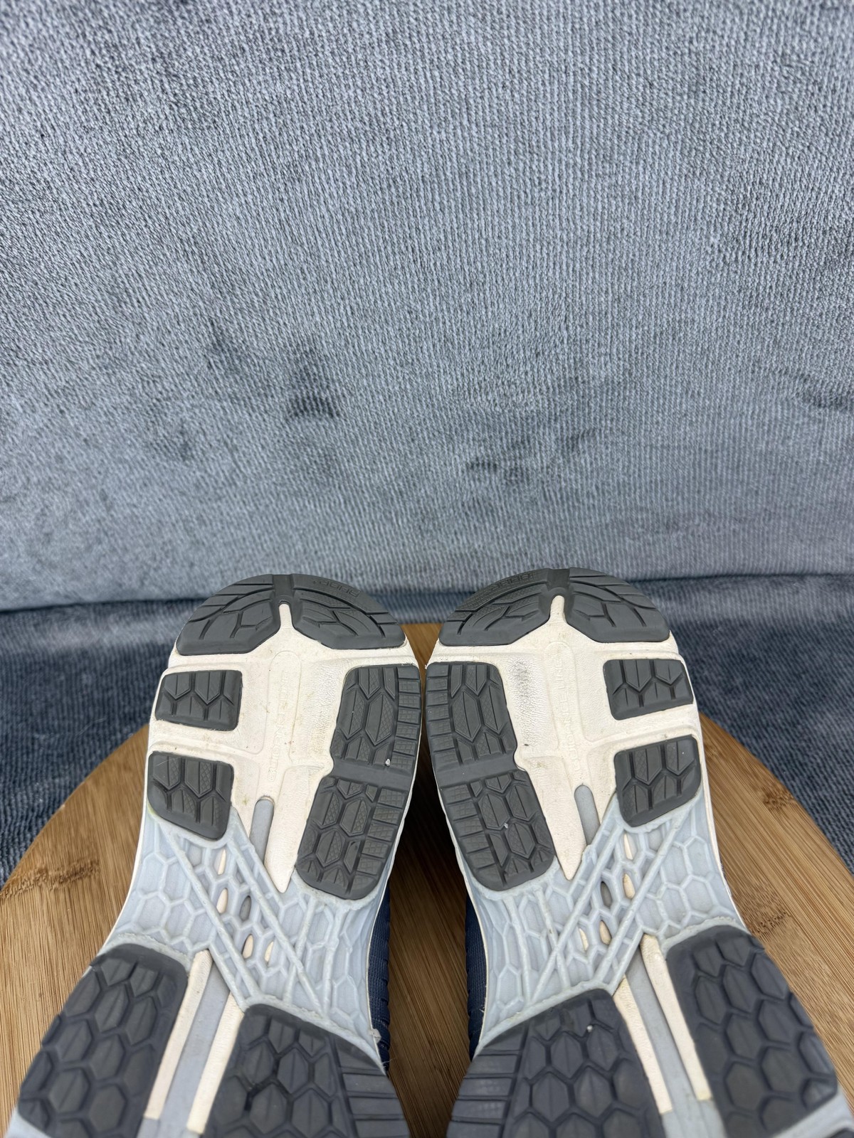 ASICS GEL-Kayano 25 Shoes Womens Size 8 Gray Mesh Running Sneakers 1012A026