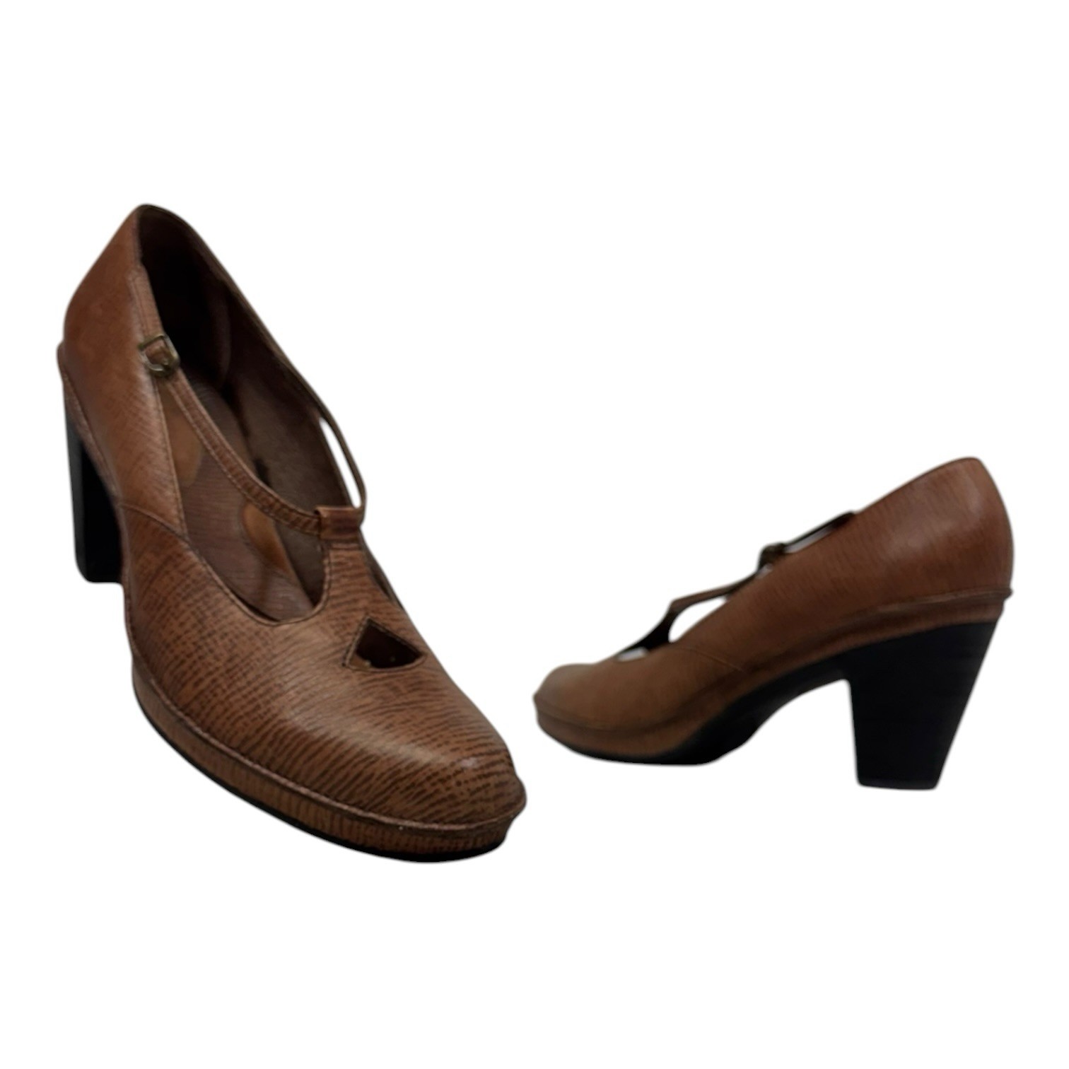 CLARKS ARTISAN Womens 9.5 Embossed Leather T Strap Pumps Maryjane Heels 73872