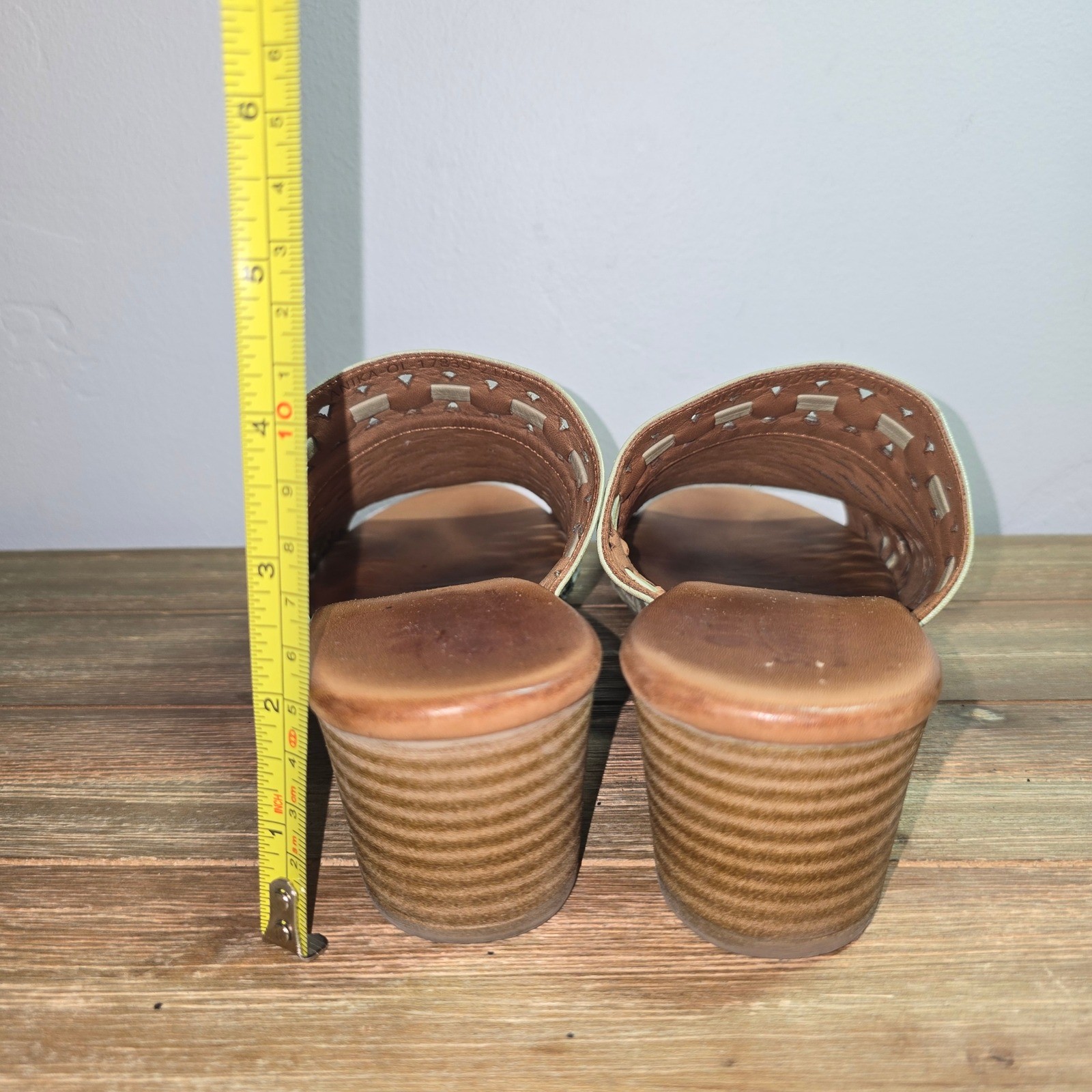 Spring Step L’Artiste Sage Green Leather Laser Cut Woven Block Heel Mules 41