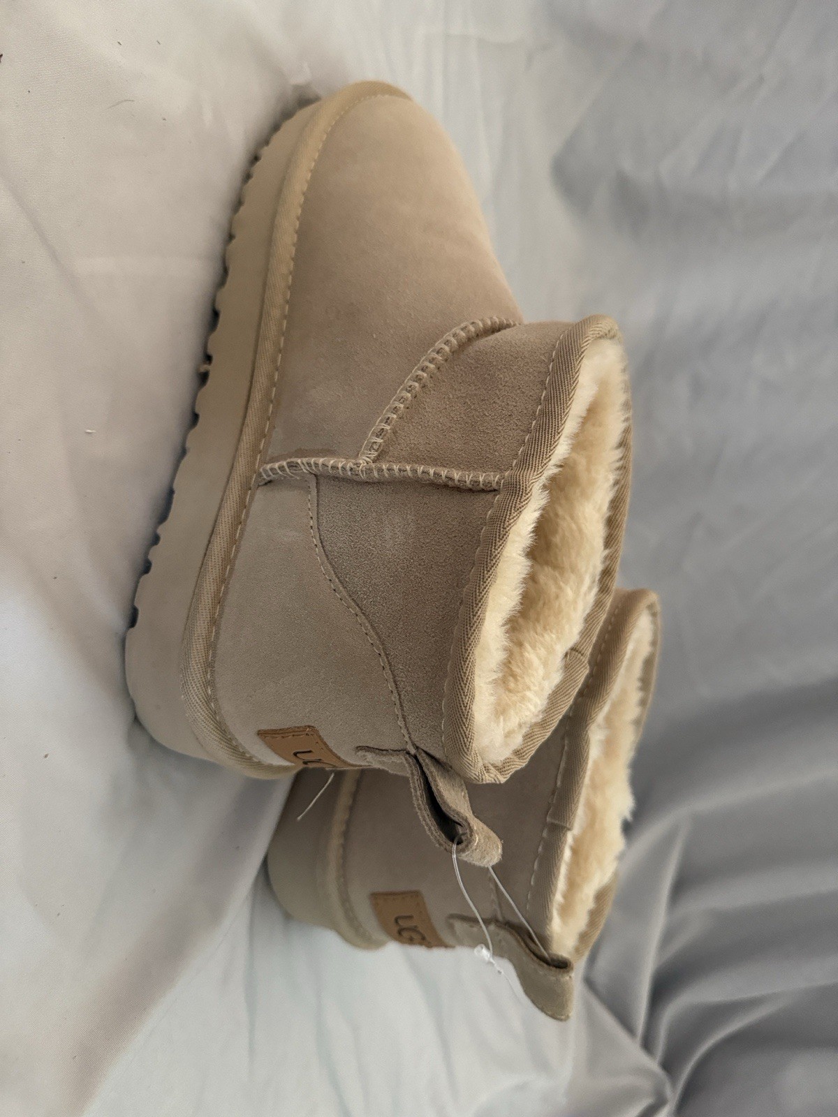 UGG Ultra mini Unisex Womens US 12 Beige Suede Faux Fur Lined Bootie Pull-On