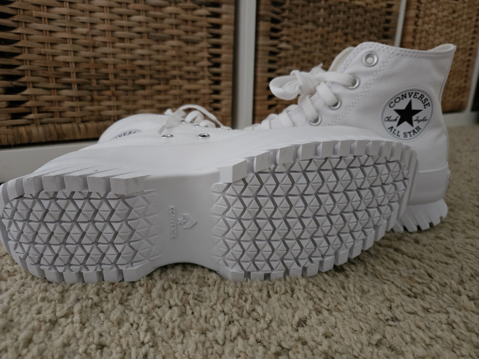 Converse Chuck Taylor All Star Shoe High Top Sz 9.5 More Size Info In Pix