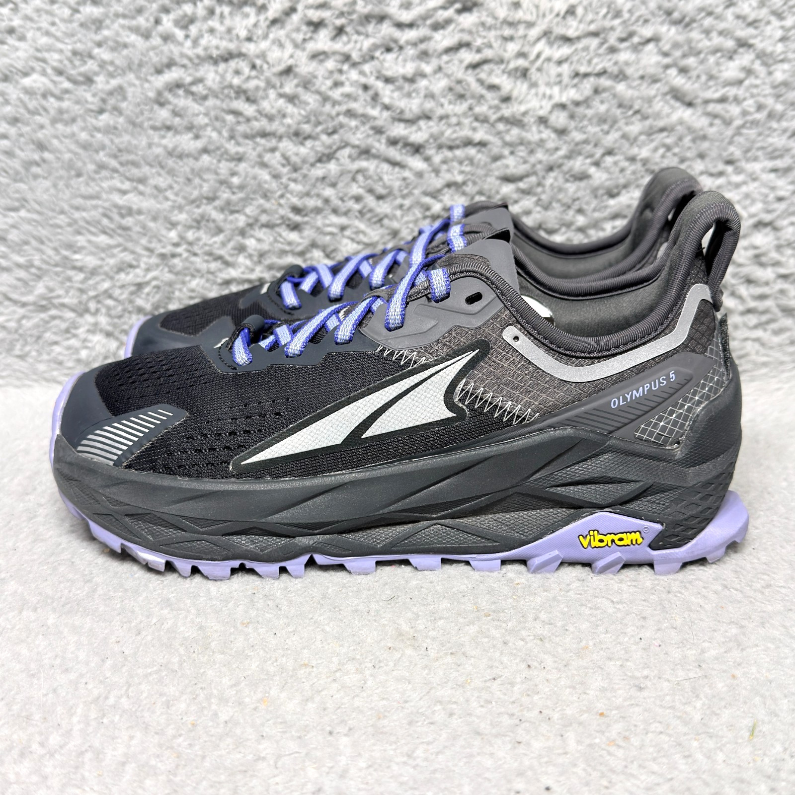 Altra Olympus 5 Womens Size 6 Trail Running Shoes Sneakers Black Gray Purple