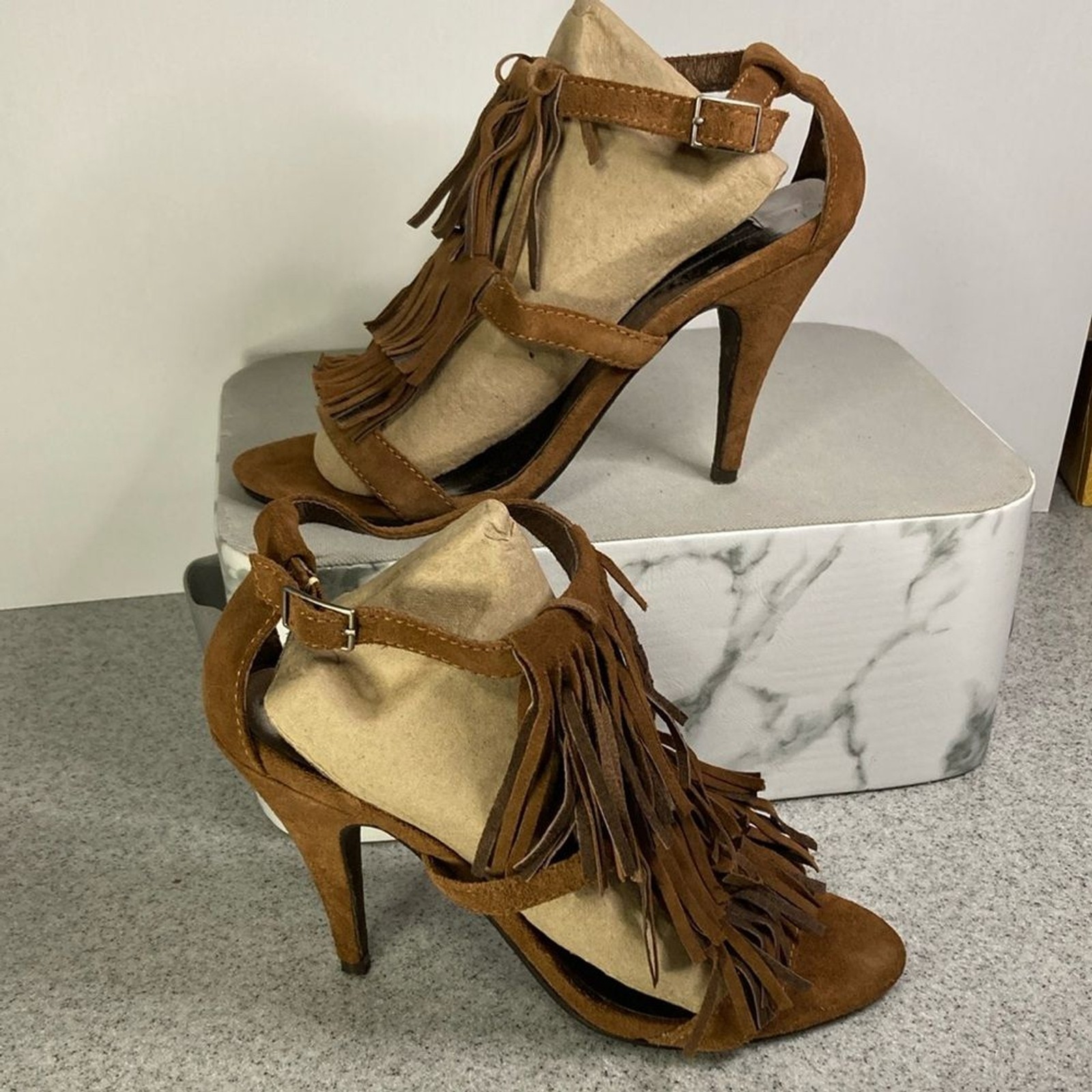 Size 8 Steven‎ by Steve Madden brown suede fringe 4” heels Box 6