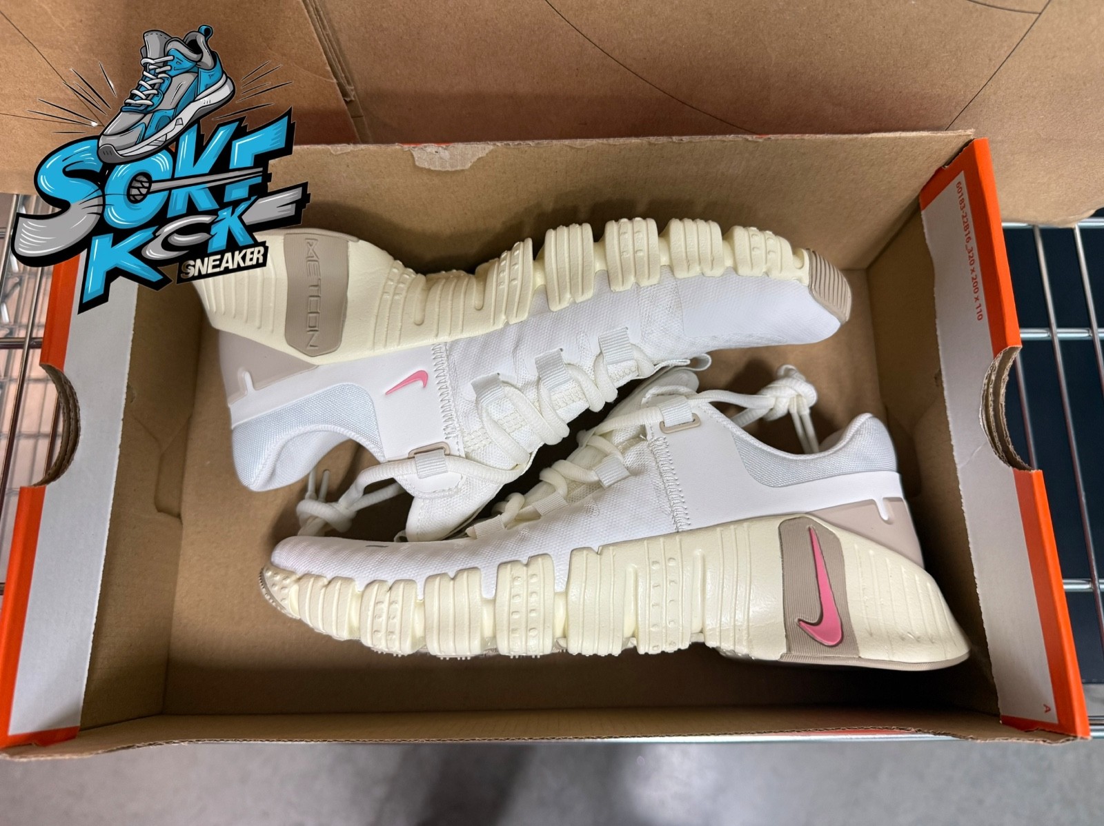 Nike Free Metcon 5 Sail Sanddrift W casual gym walking shoe DV3950-100 size 6-12