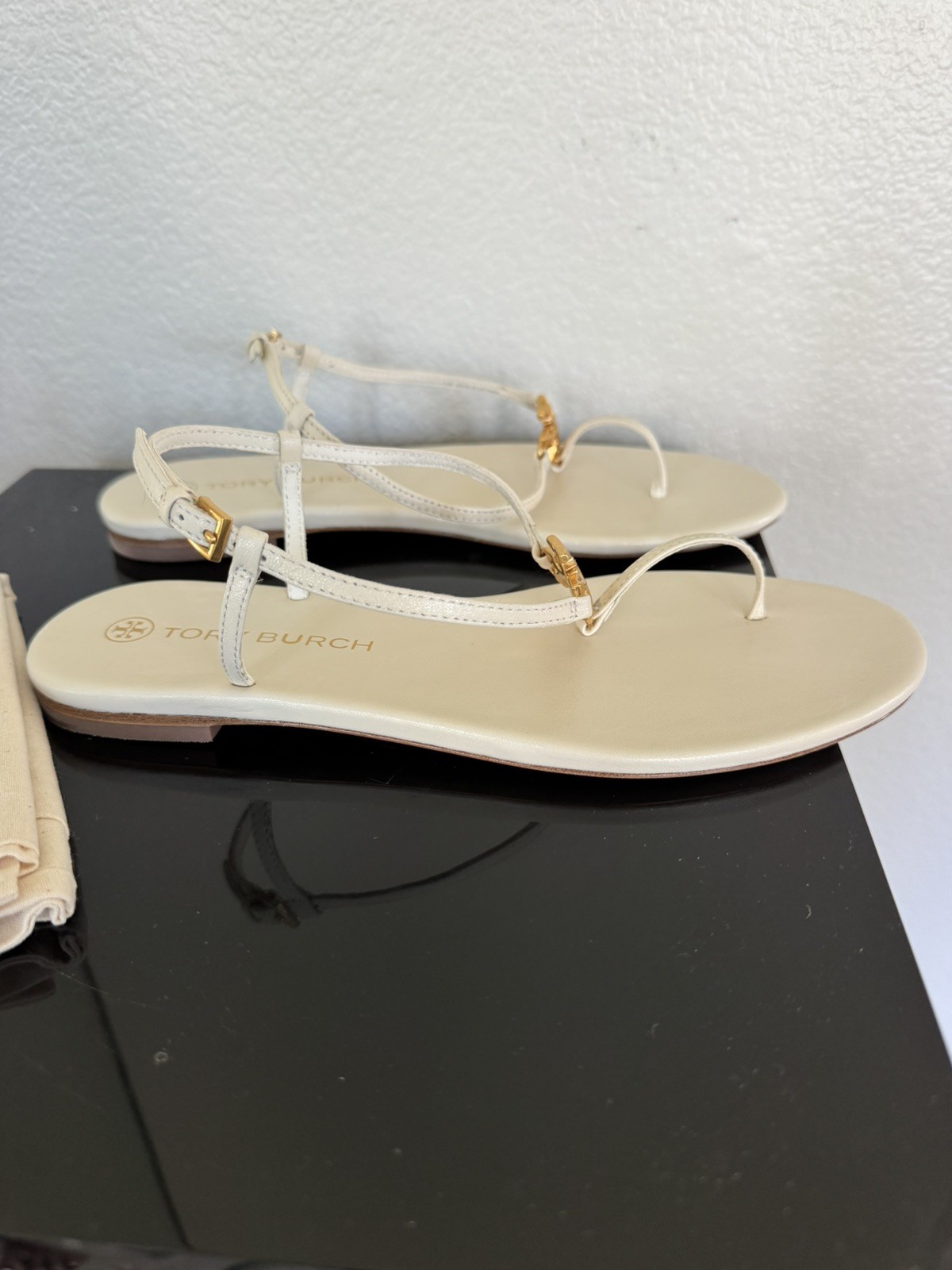 Tory Burch Capri T-Straps Thong Sandals/ New Ivory/ US 7.5M/$195 NIB + shoe bag