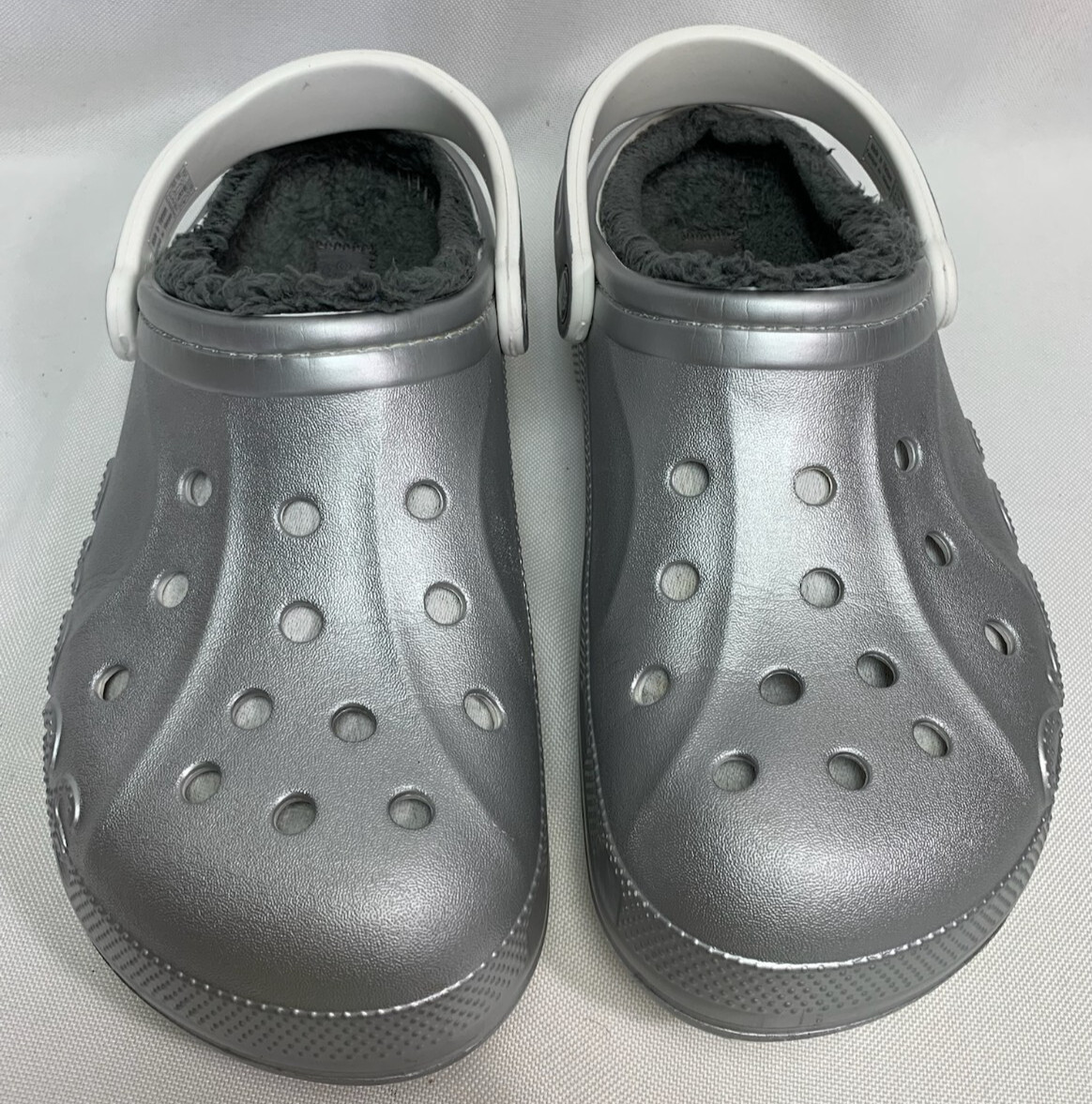 Crocs Unisex Adult Baya Fleece Lined Clogs Comfort Shoe Size 8 M / 10 W SILVER