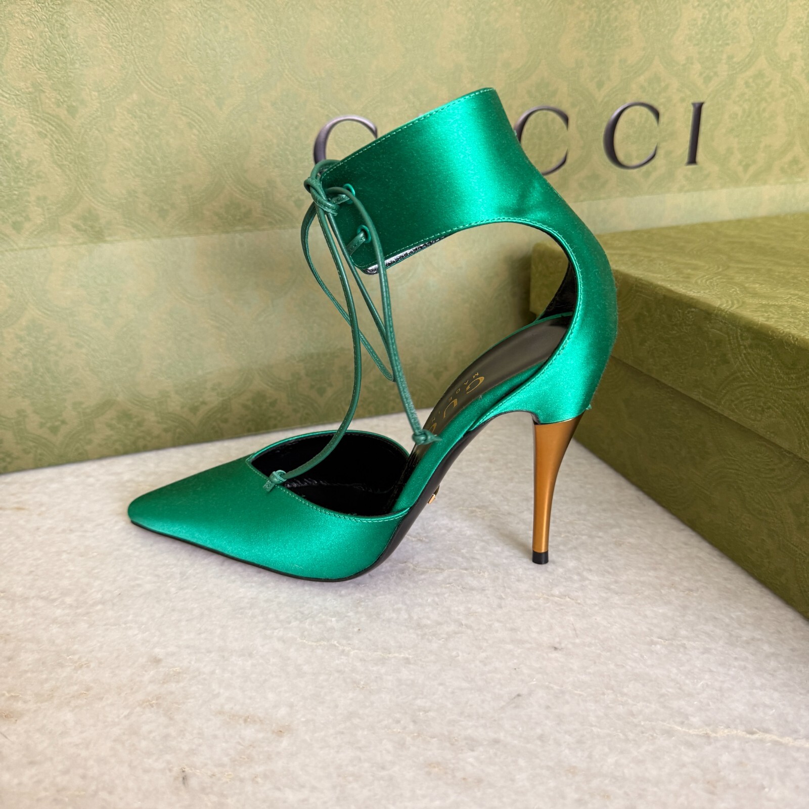 GUCCI Priscilla Emerald Green Satin Strap Stiletto Heel 36+, US 6.5, 752966