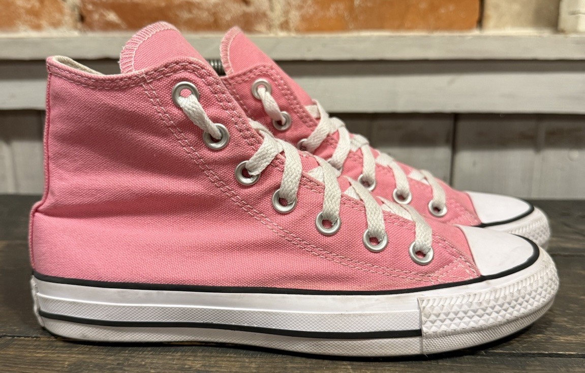 Converse All Star High Top Chuck Taylor Womens 6 Mens 4 Pink Sneakers A05590F