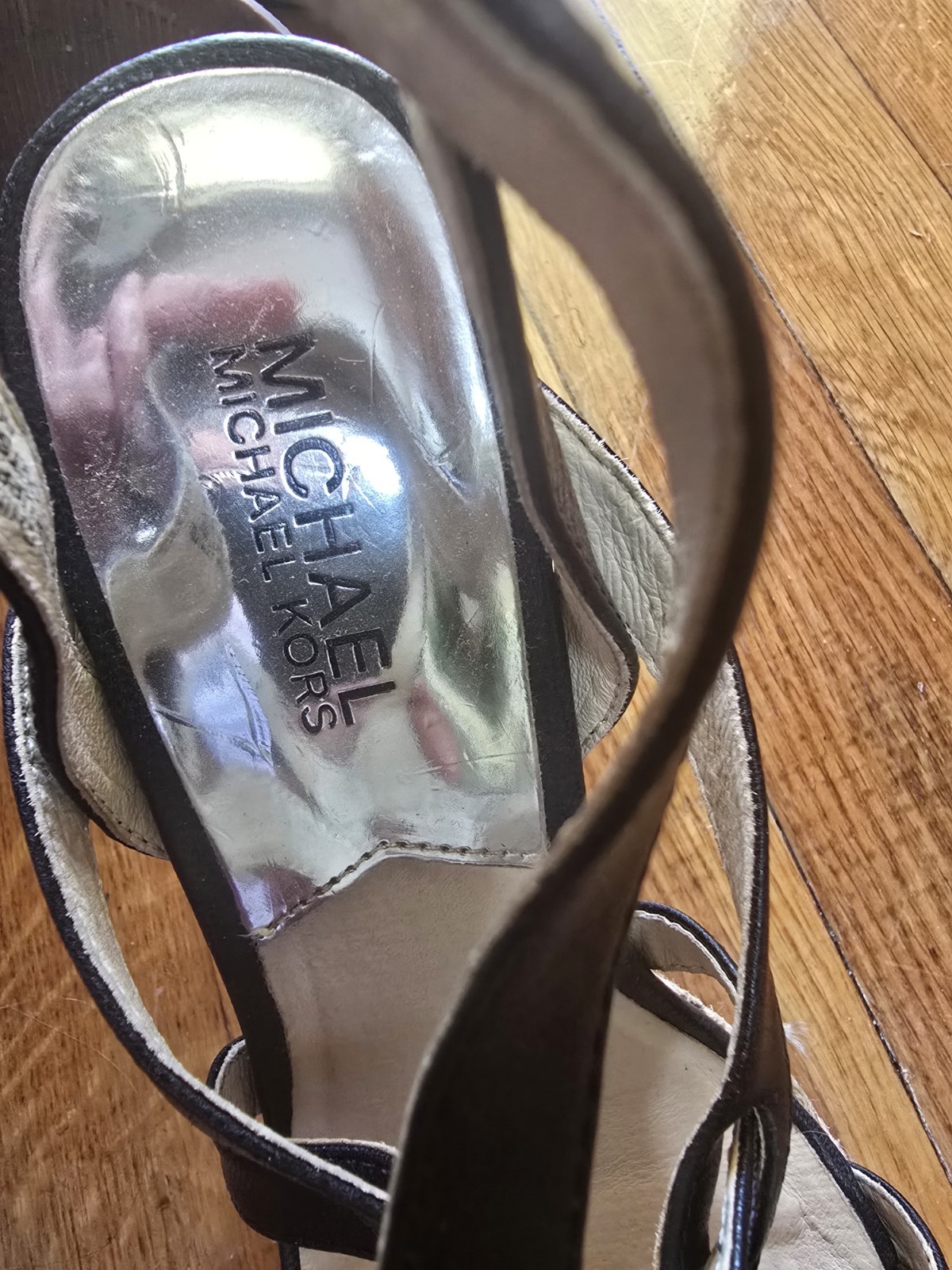 Michael Michael Kors Women’s Black Leather Strappy Wedge Sandals Size 8