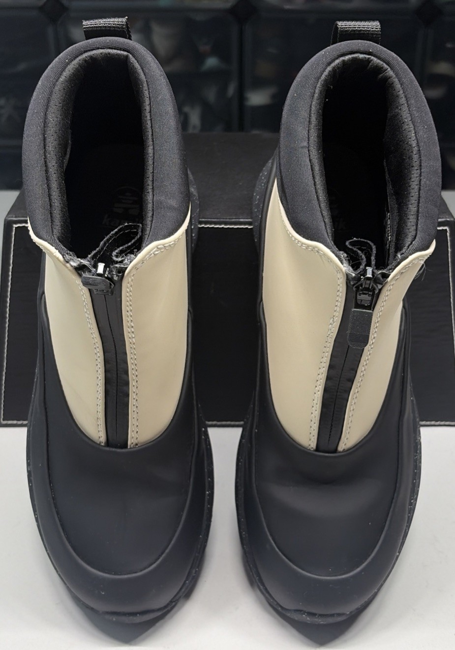 KAMIK ECLIPSEZ BEIGE/BLACK FRONT ZIP ANKLE SNOW BOOTS NK2359N W 9 (K-D4)