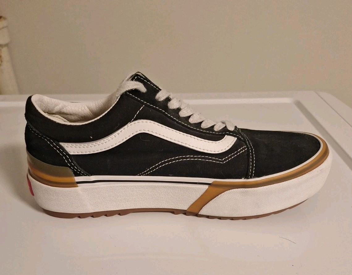 Vans Old Skool Stackform Platform Sneakers Black White Gum Men 9.5 Women’s US 8