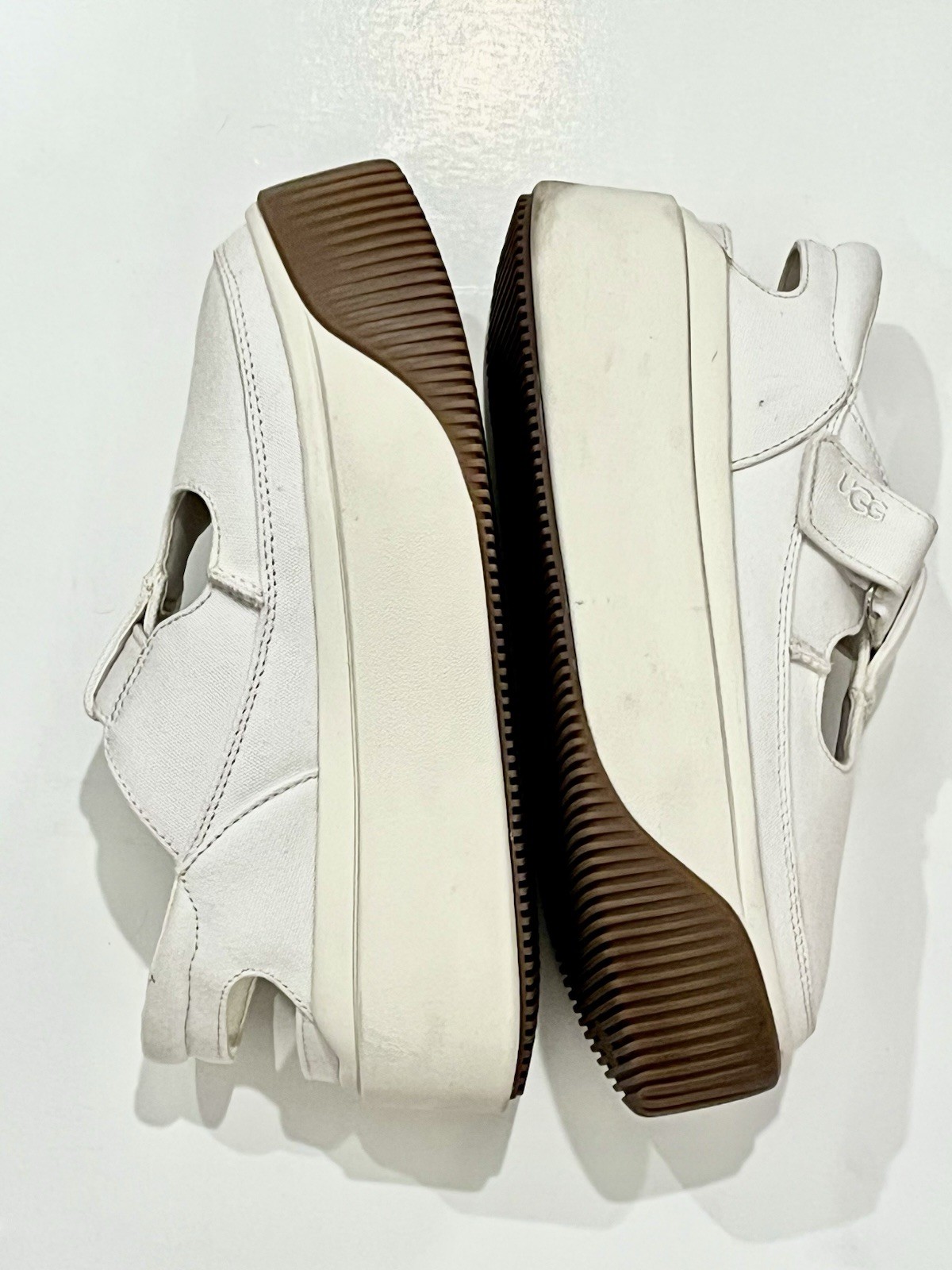 UGG Cintas Cloggess Mary Jane Wedge Platform Canvas Comfort Shoes US 6 EU 37