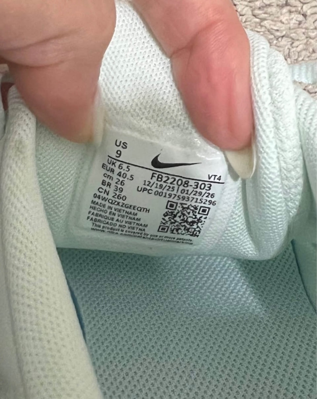 *BRAND NEW* Womens Nike Gym Shoes-Size 9