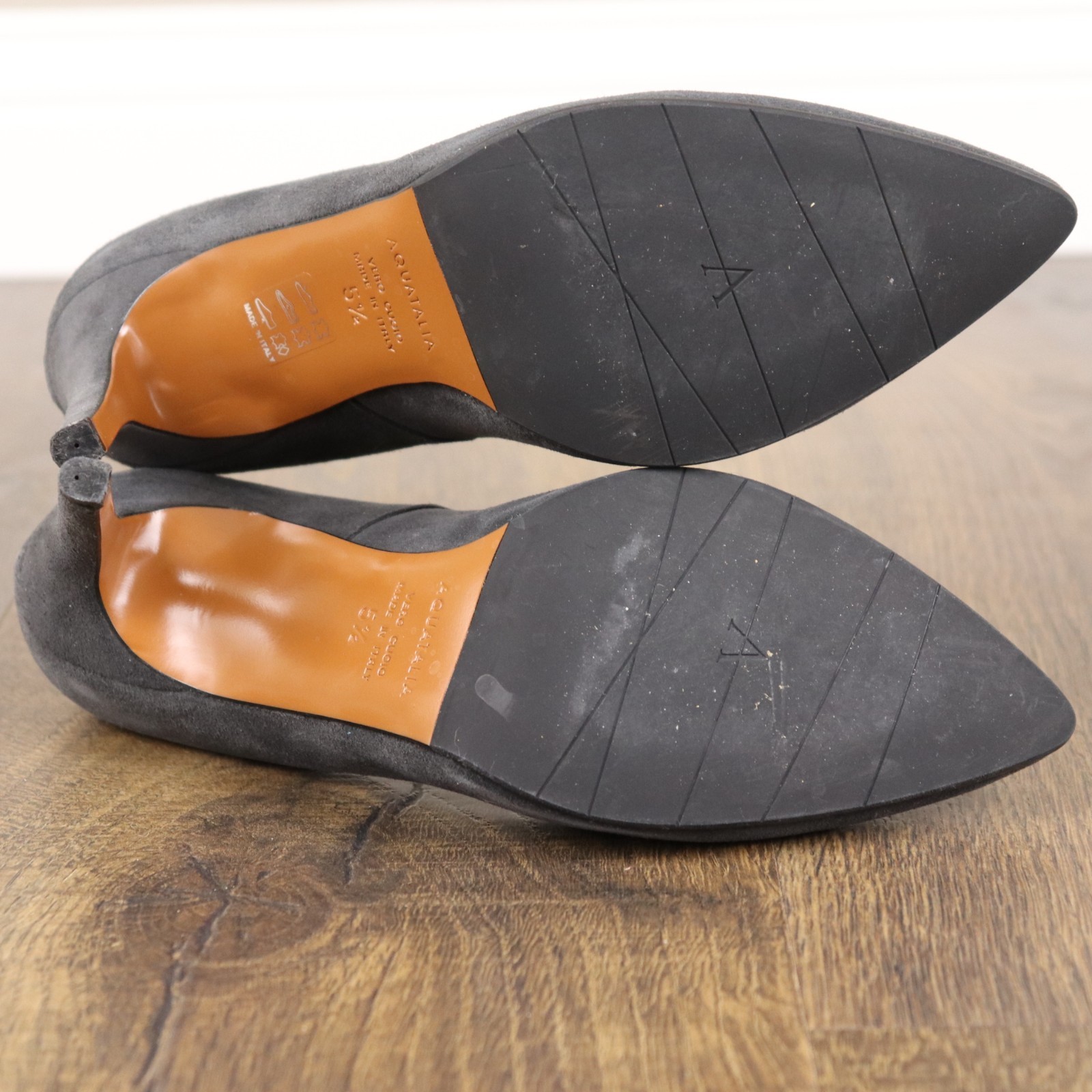 AQUATALIA Women’s Size 5.5 Gray Suede Pump High Heels 3.25″ Stiletto Point Toe