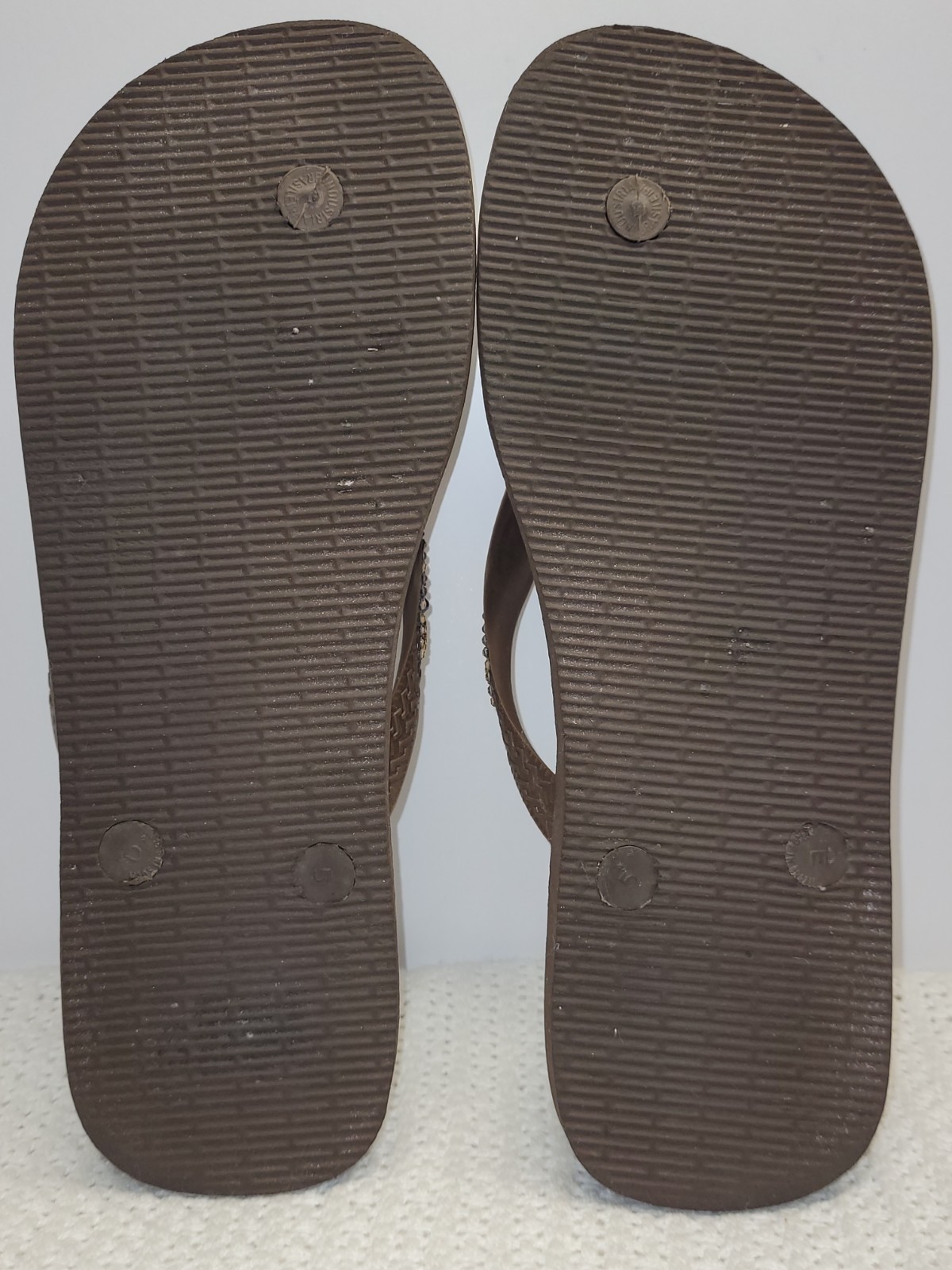 Havaianas Slim Glitter II brown sandals & rhinestone embellished straps W 9/10
