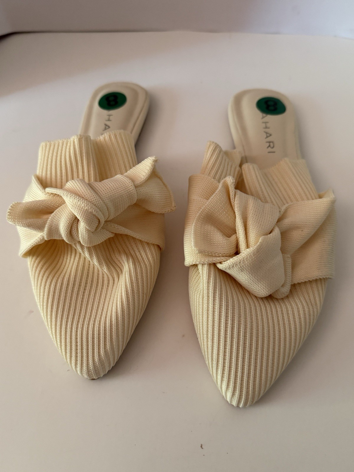Tahari Seville Cream Ribbed Bow Knot Mules Women’s 8 NEW