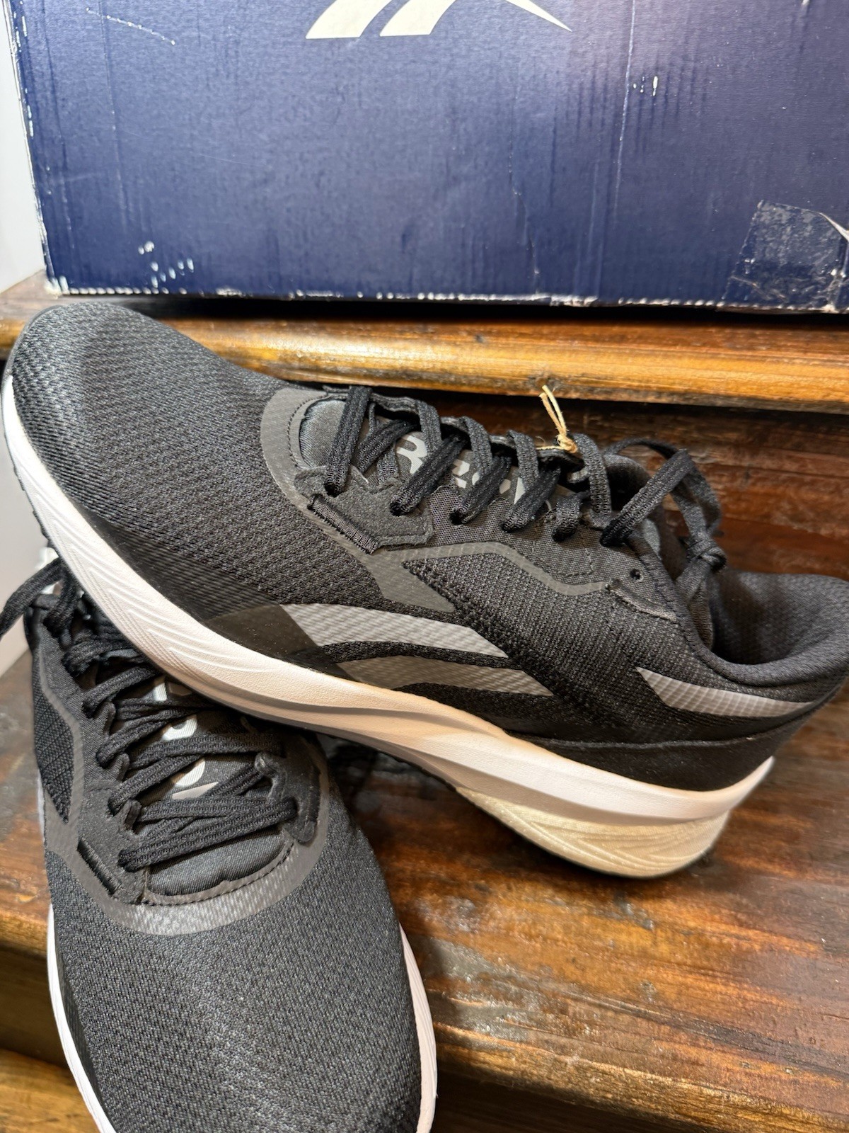 Size 10.5 – Reebok Floatride Energy Daily Black Grey W