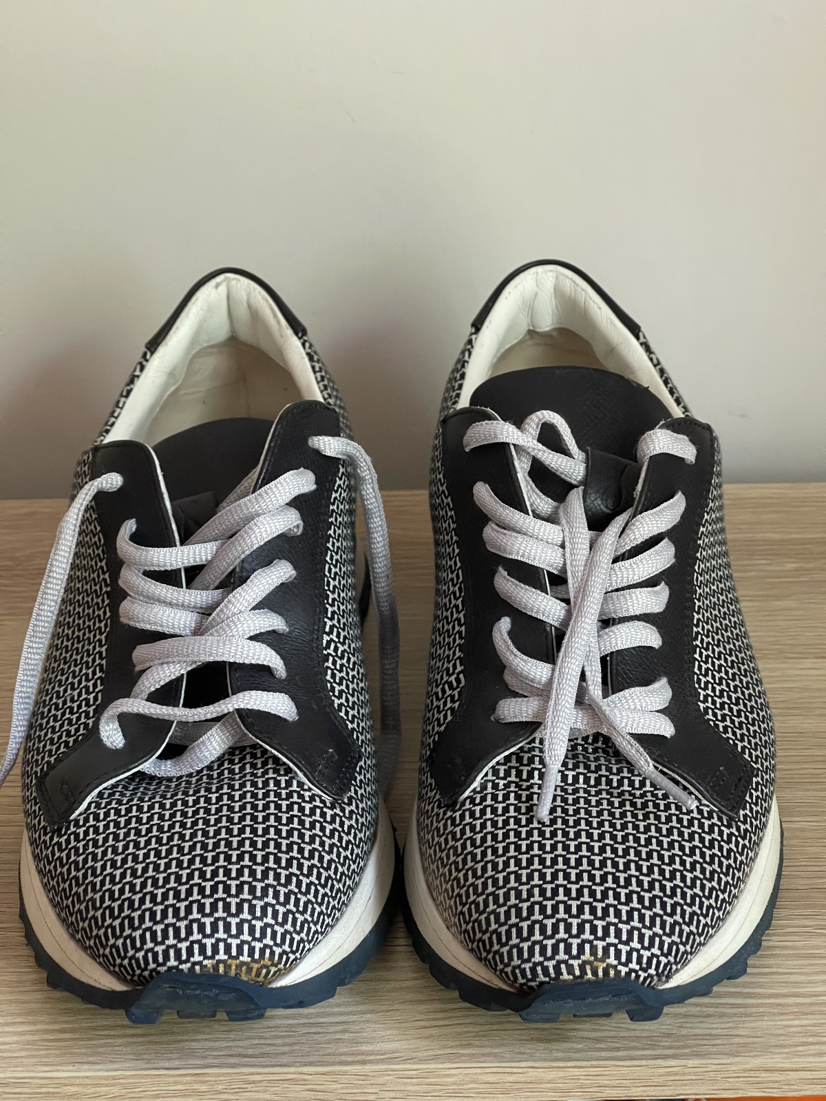 Sebastian Cruz Couture Luxury Sneakers Black White Pattern Low SZ 40 EU 7.5/9 US