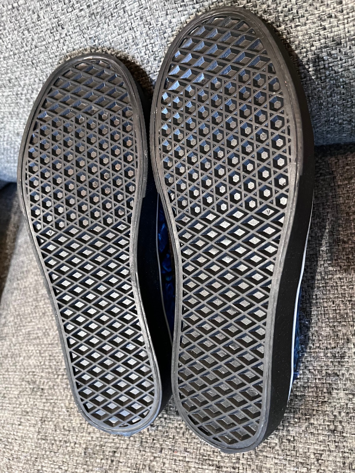 Yes We Vibe Blue Print Canvas Loafer Slip-on Shoes – Womens Size 9M Men’s 7M