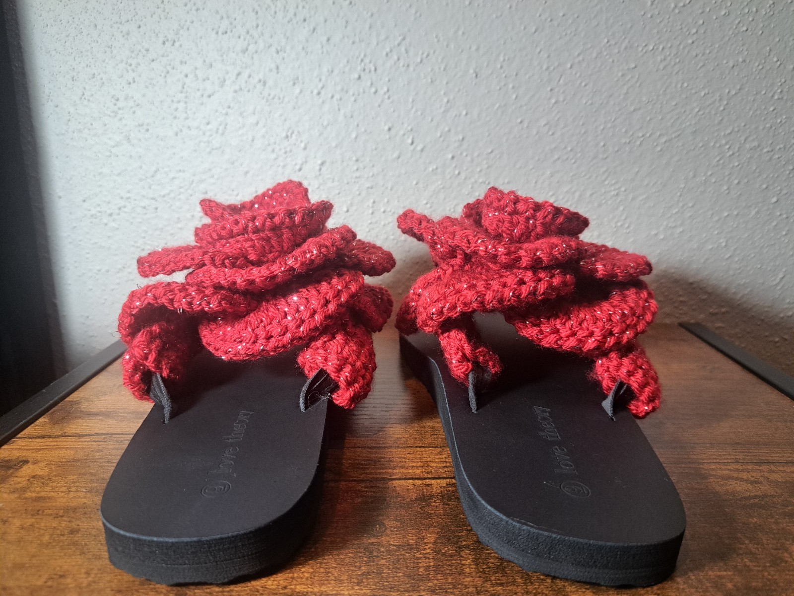Women’s Size 9 Sandals With Handmade Crochet Red Sparkle Gemstone Rose