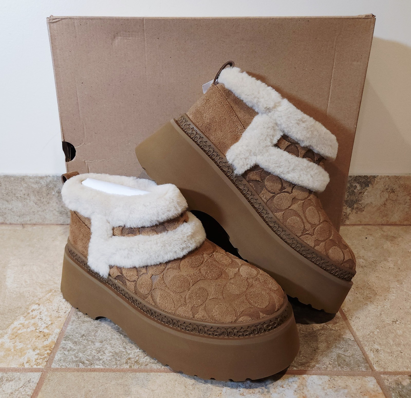 Coach Christina Signature Shearling Womens Booties Tobacco 2.5″ Lug 10 B NIB NEW